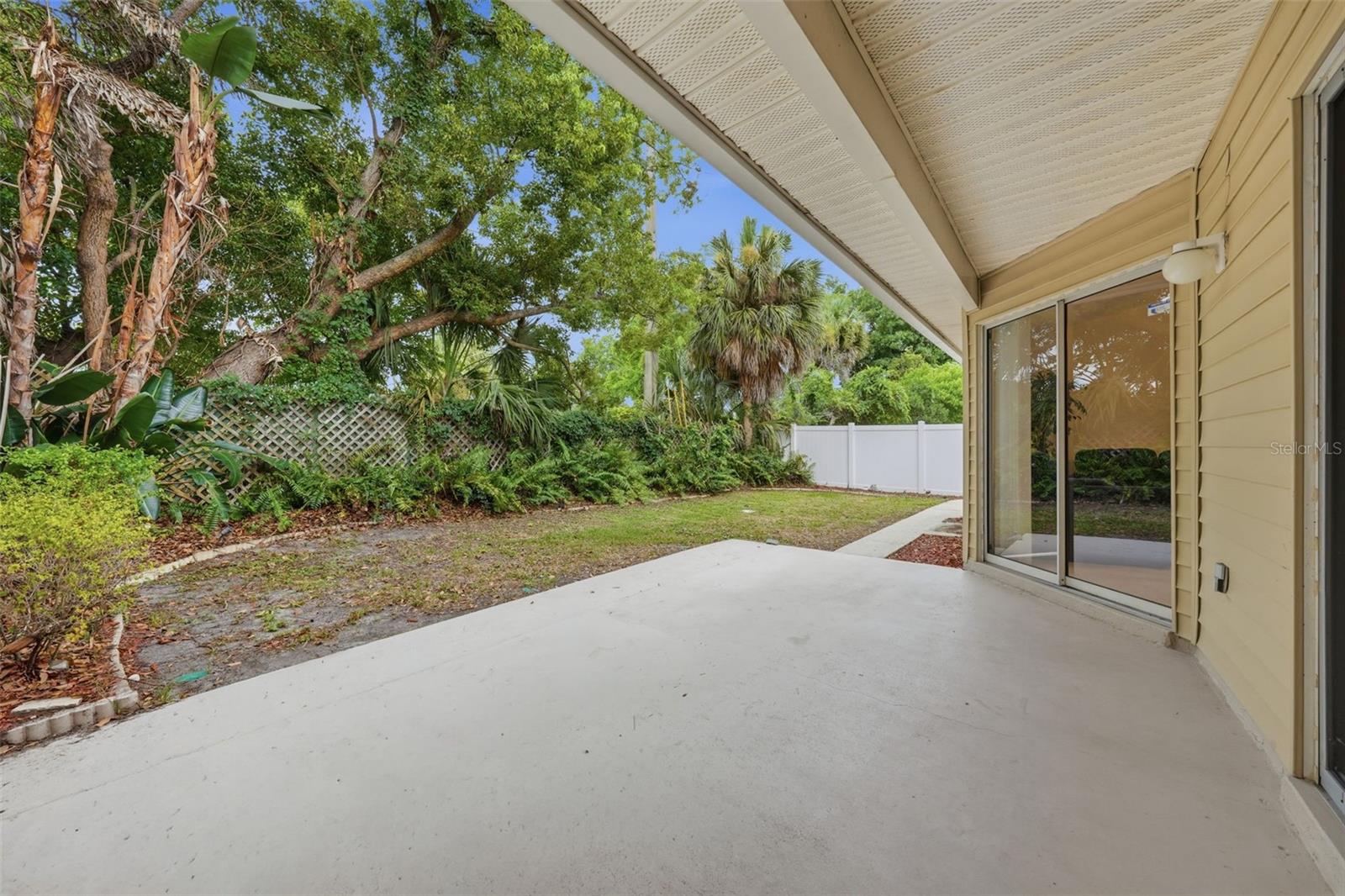 MCDONALD RDG - Residential