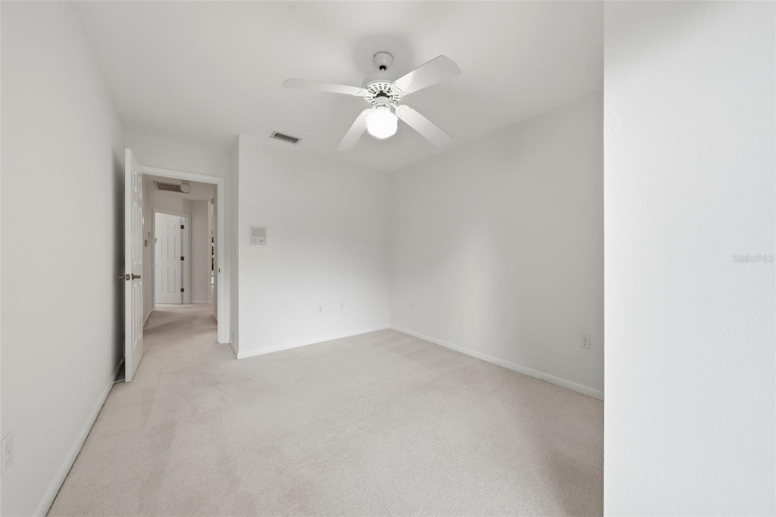MCDONALD RDG - Residential