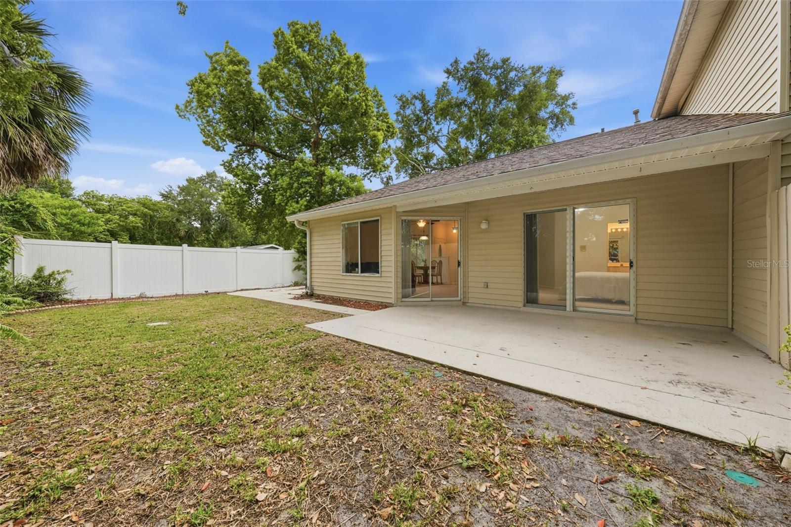 MCDONALD RDG - Residential