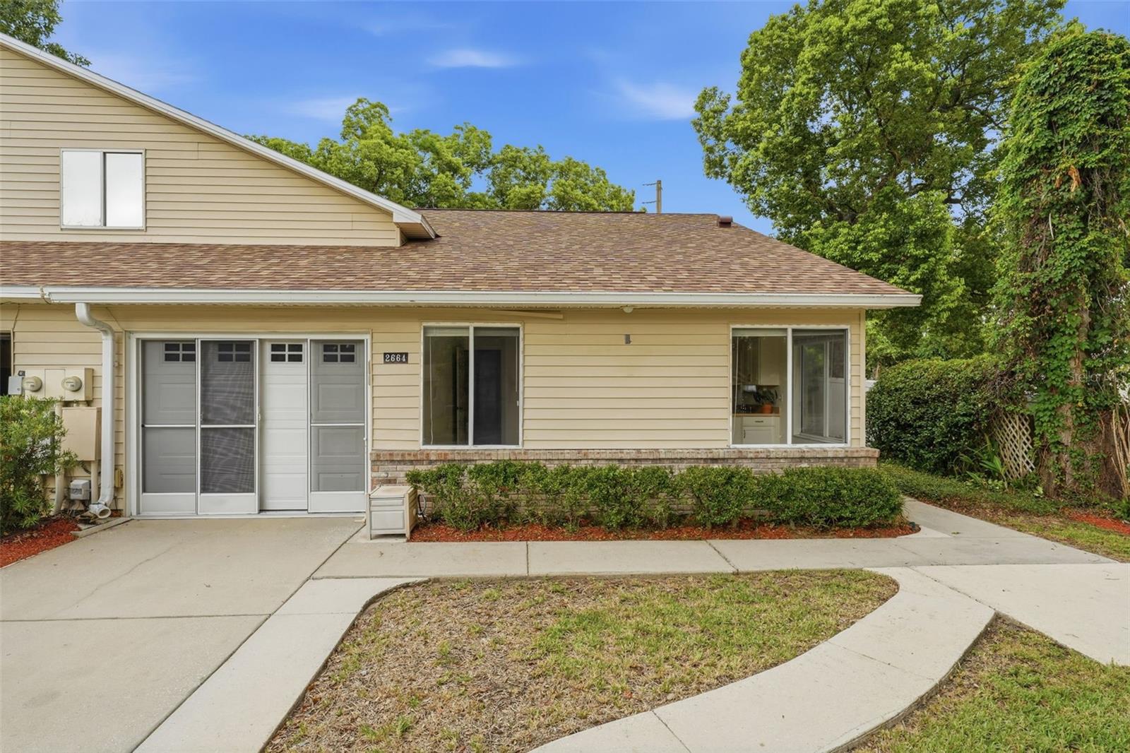 MCDONALD RDG - Residential