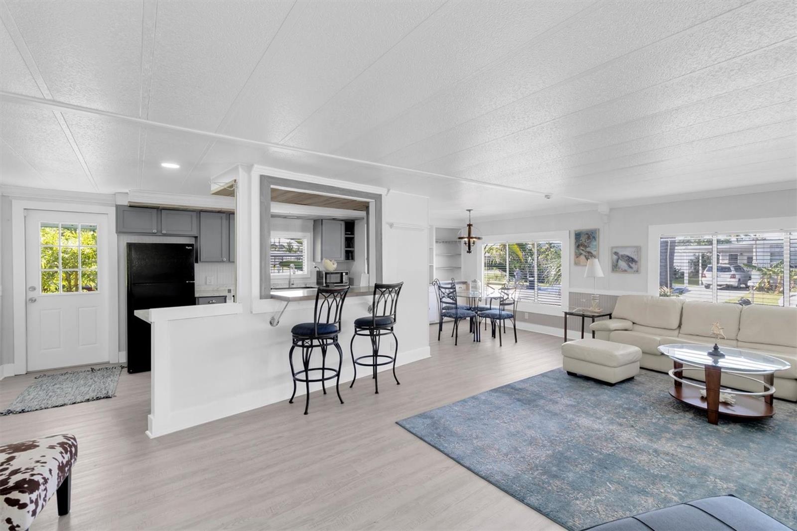 SIGNAL COVE - Residential