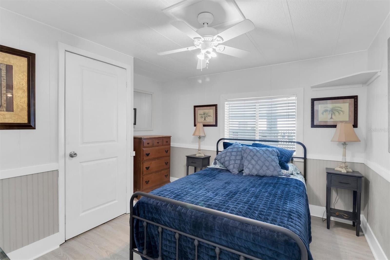 SIGNAL COVE - Residential