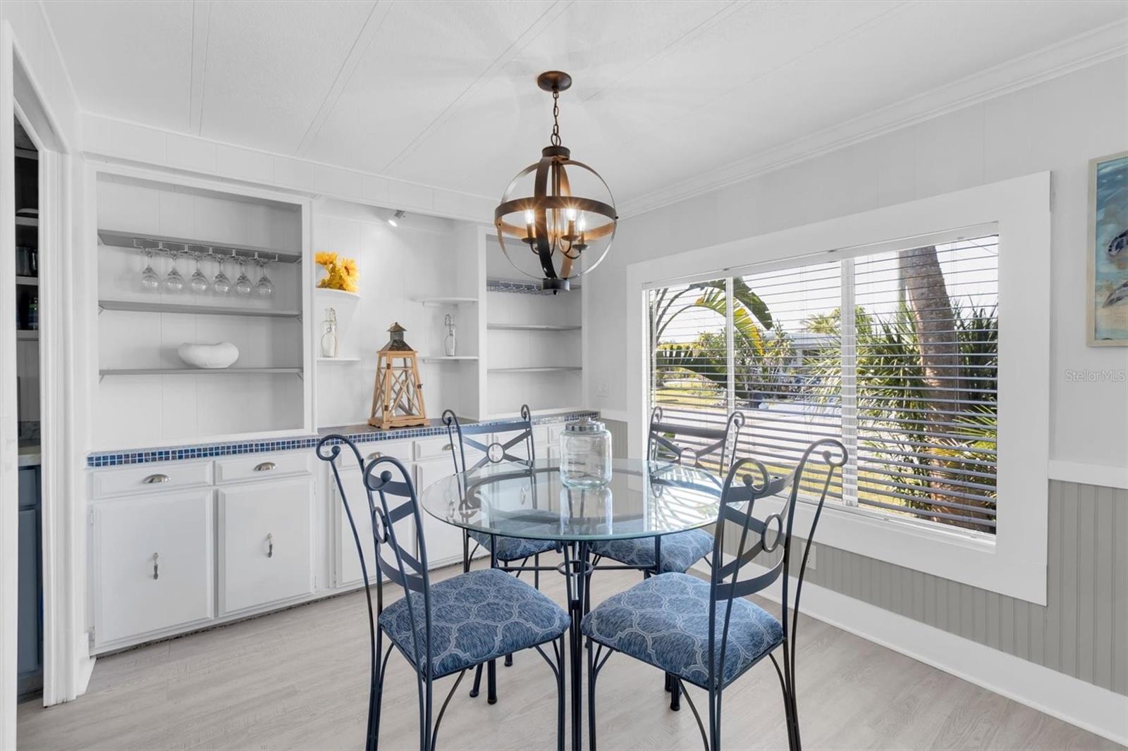 SIGNAL COVE - Residential