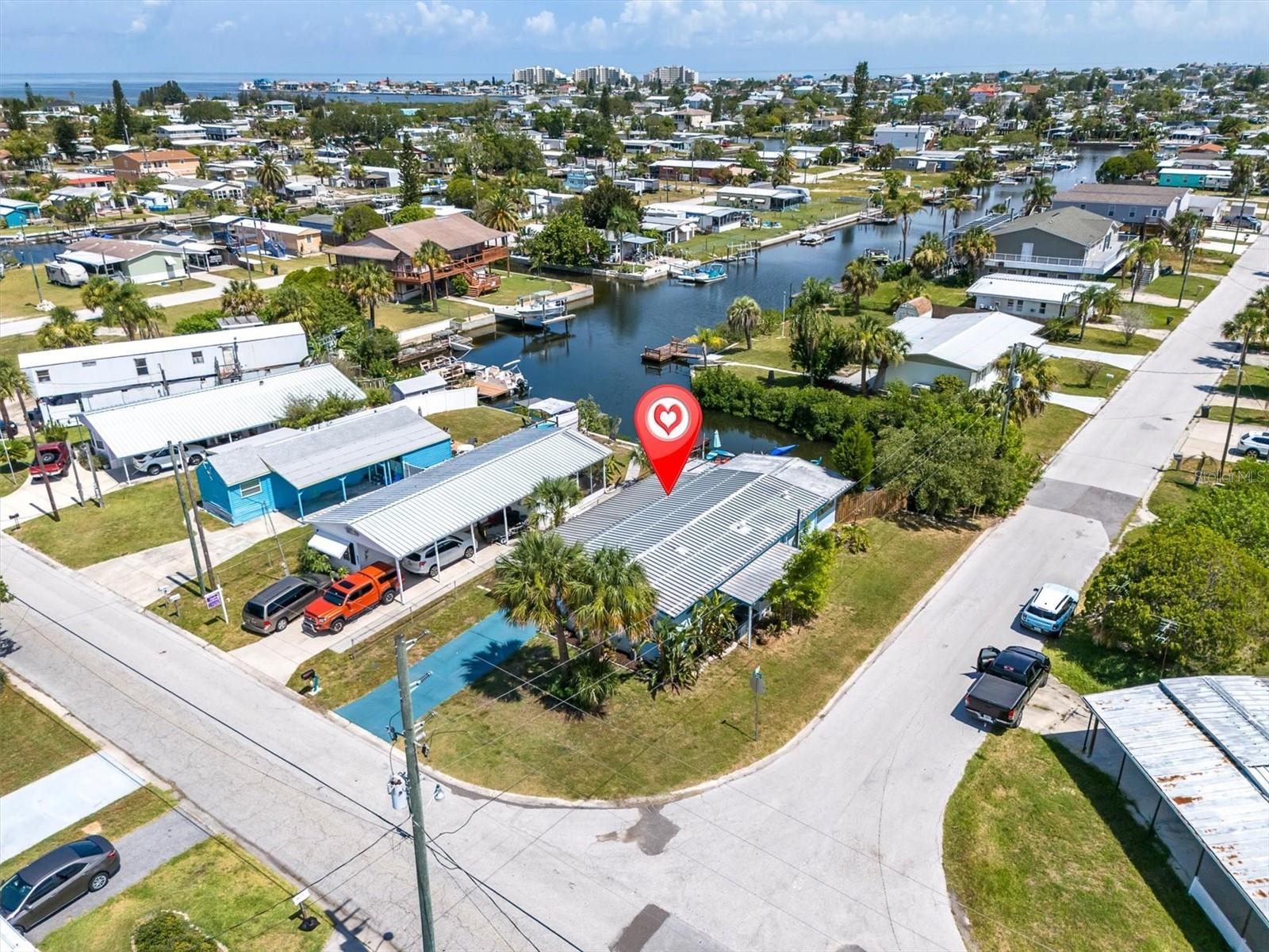 SIGNAL COVE - Residential