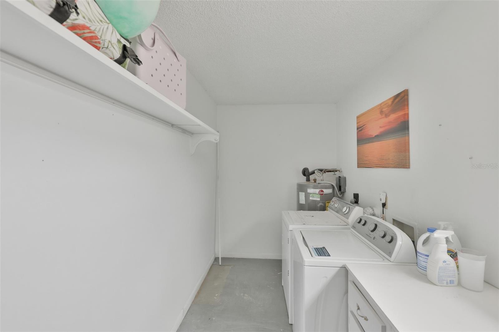 SUN CITY CENTER UNIT 32 - Residential