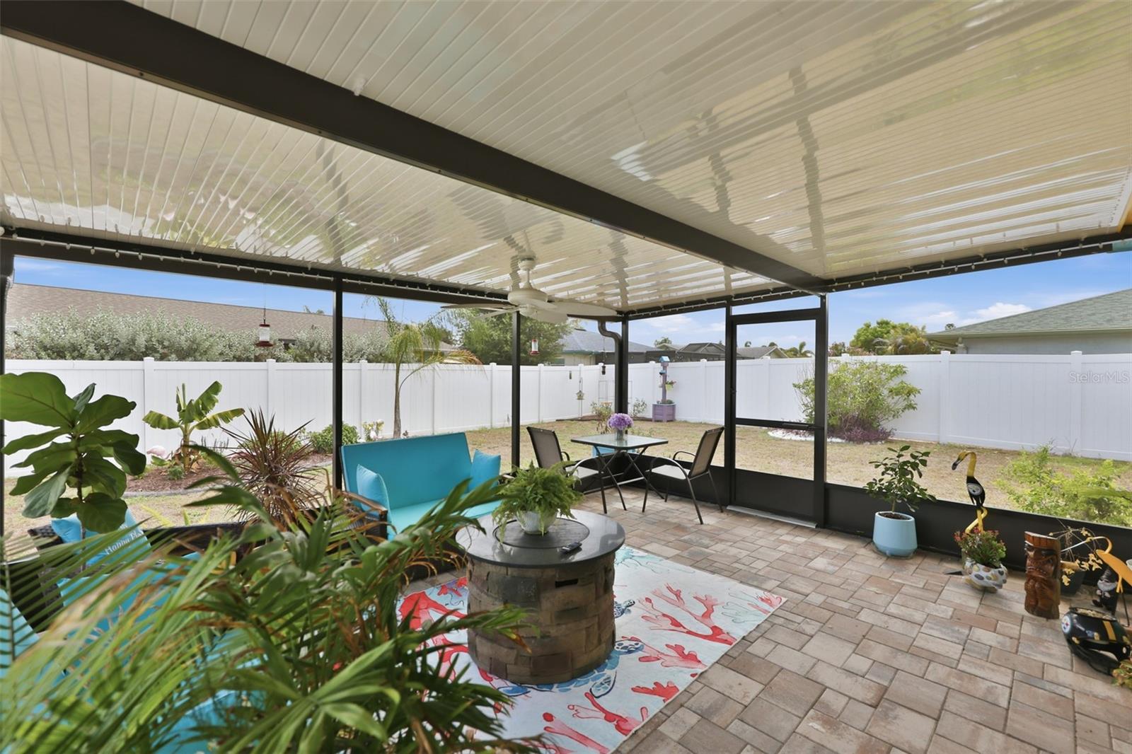 SUN CITY CENTER UNIT 32 - Residential