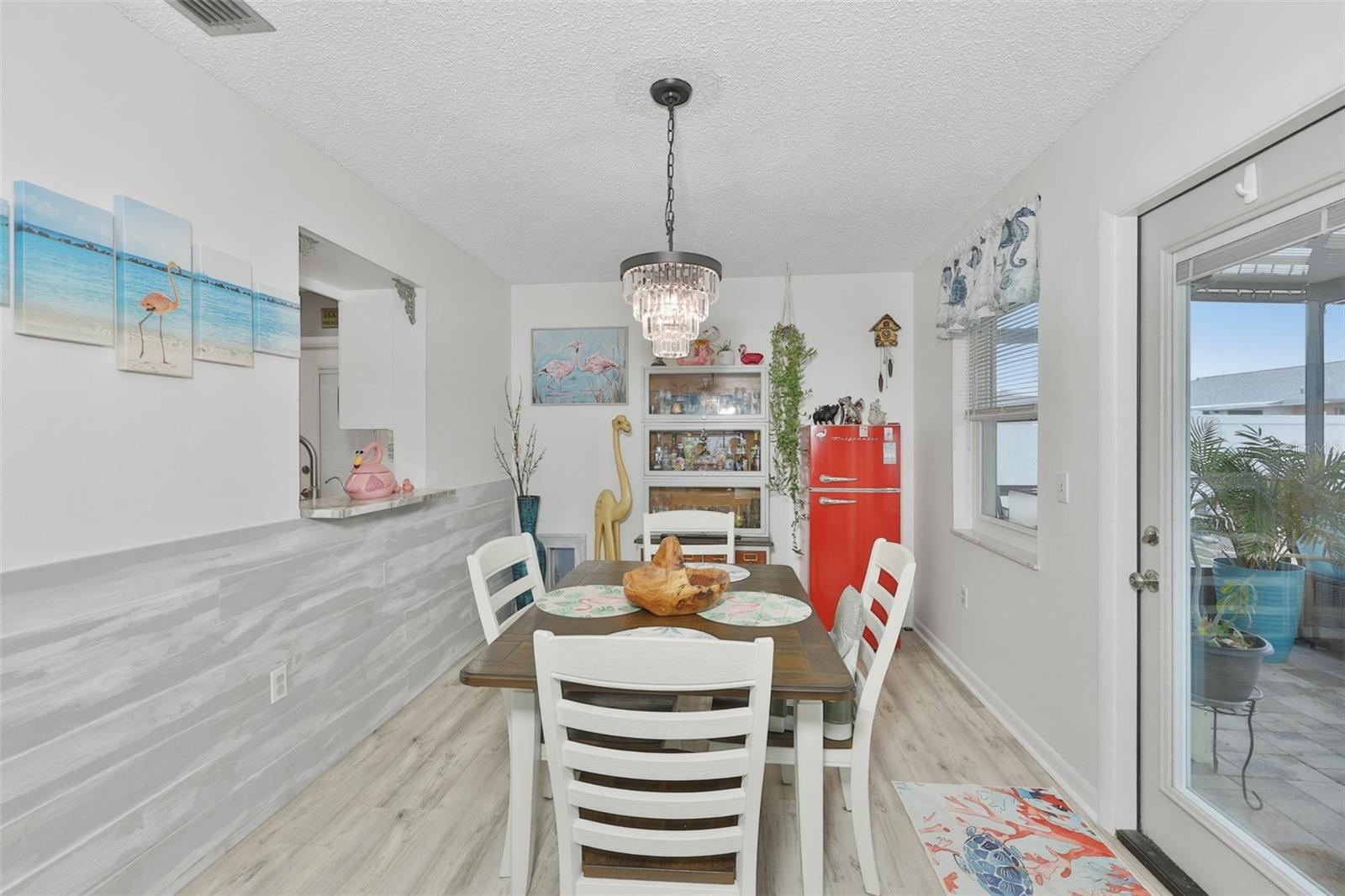 SUN CITY CENTER UNIT 32 - Residential