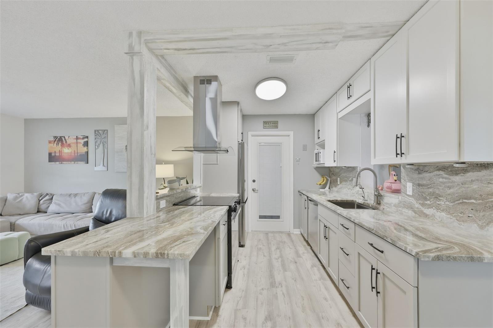 SUN CITY CENTER UNIT 32 - Residential