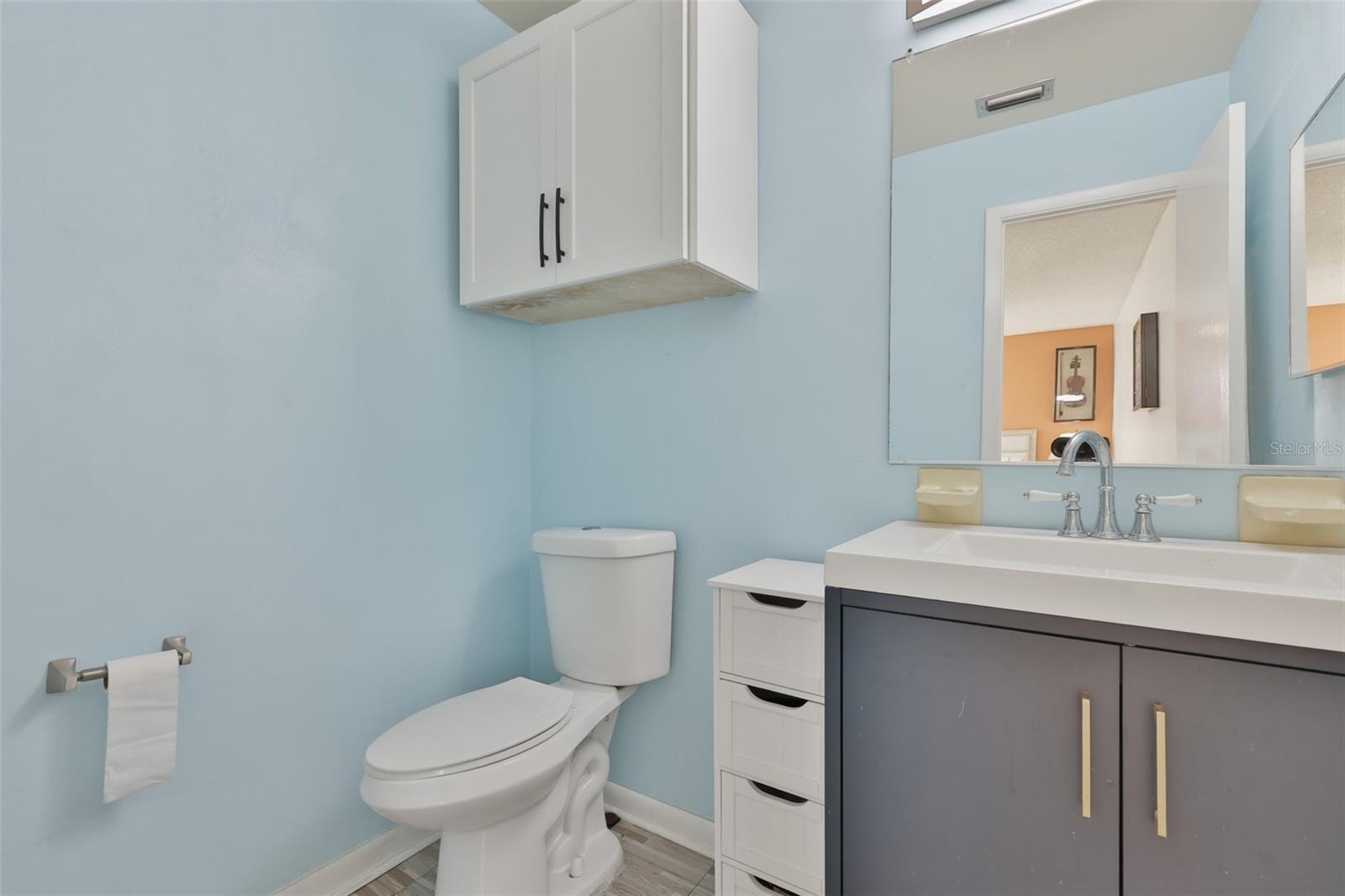 SUN CITY CENTER UNIT 32 - Residential