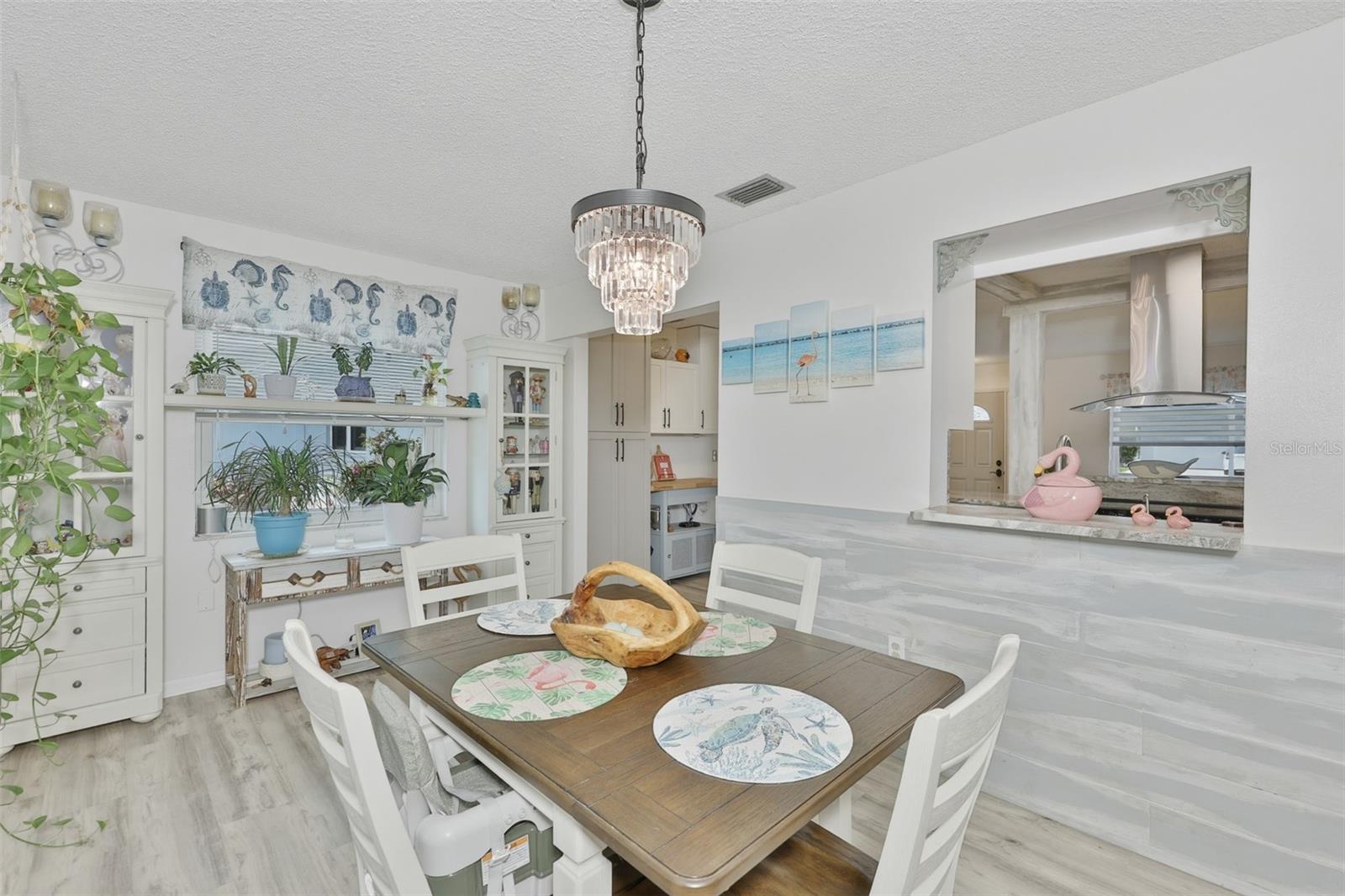 SUN CITY CENTER UNIT 32 - Residential