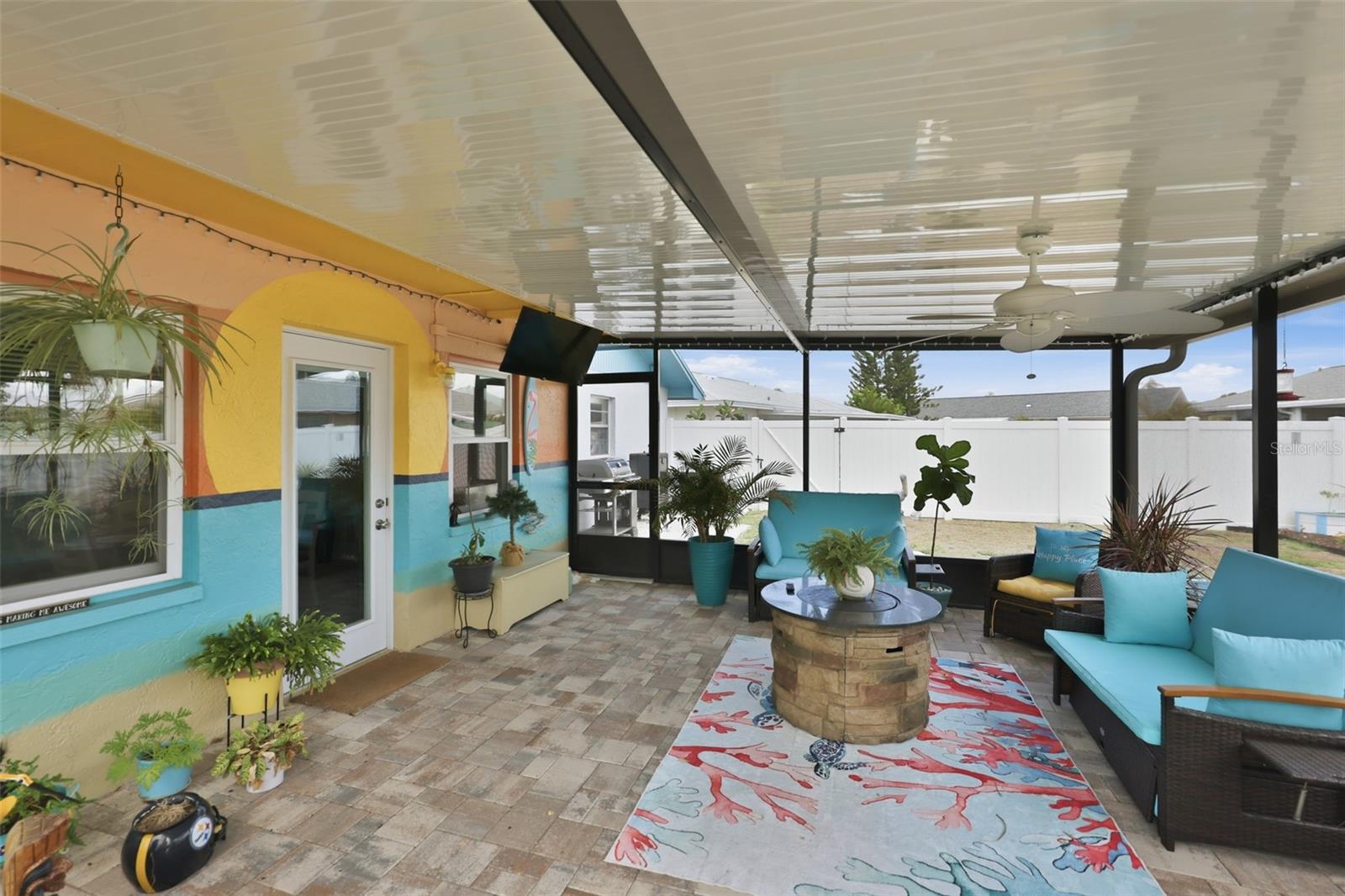 SUN CITY CENTER UNIT 32 - Residential