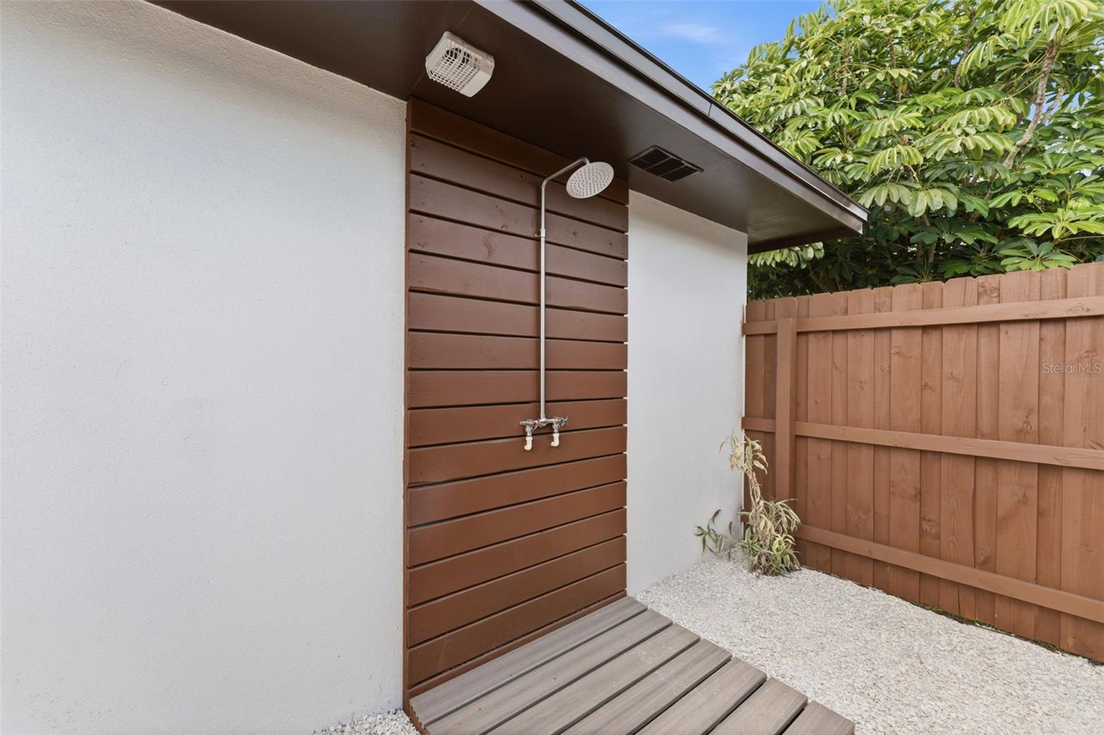 FOX COURT - Residential