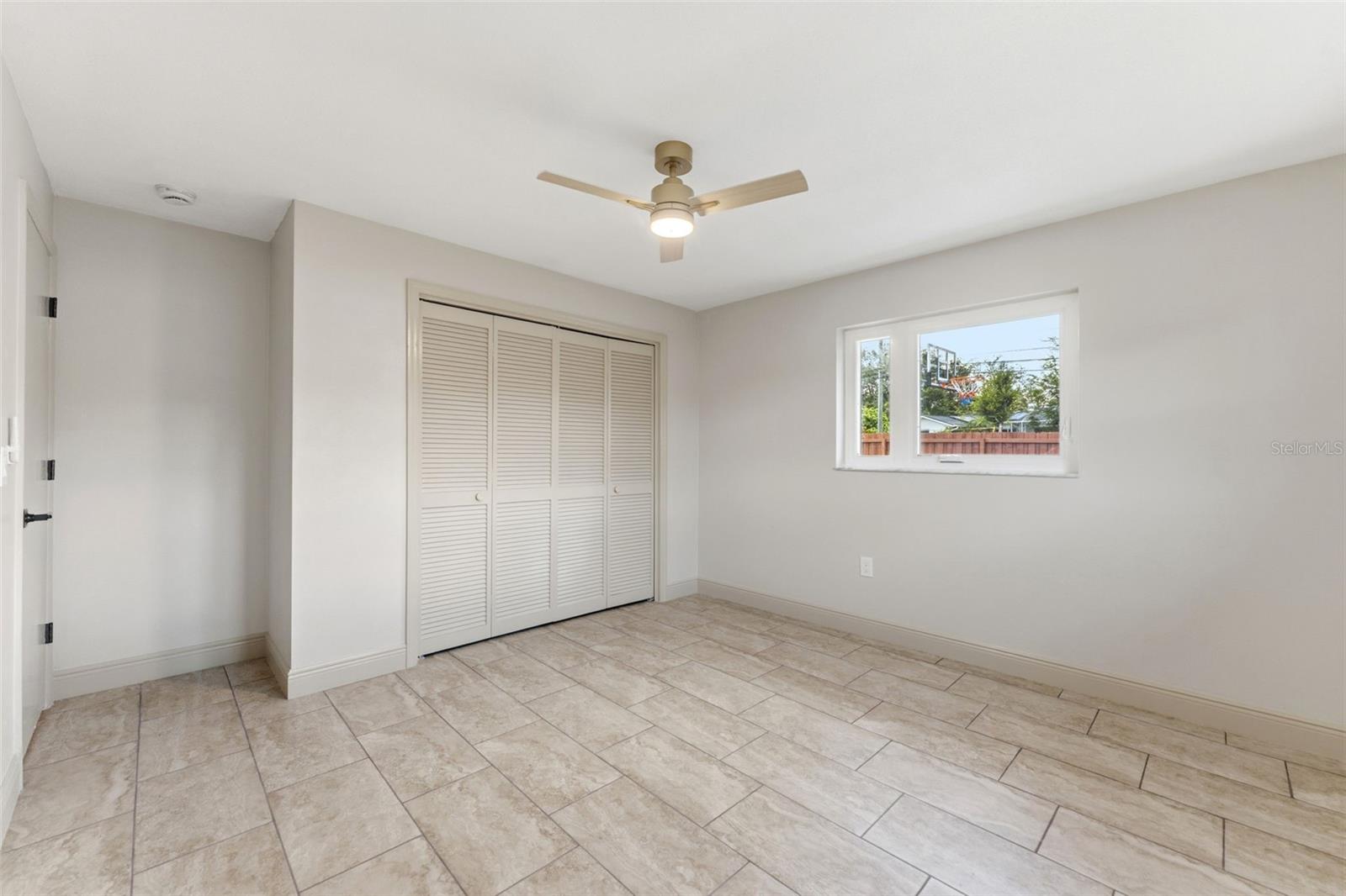 FOX COURT - Residential