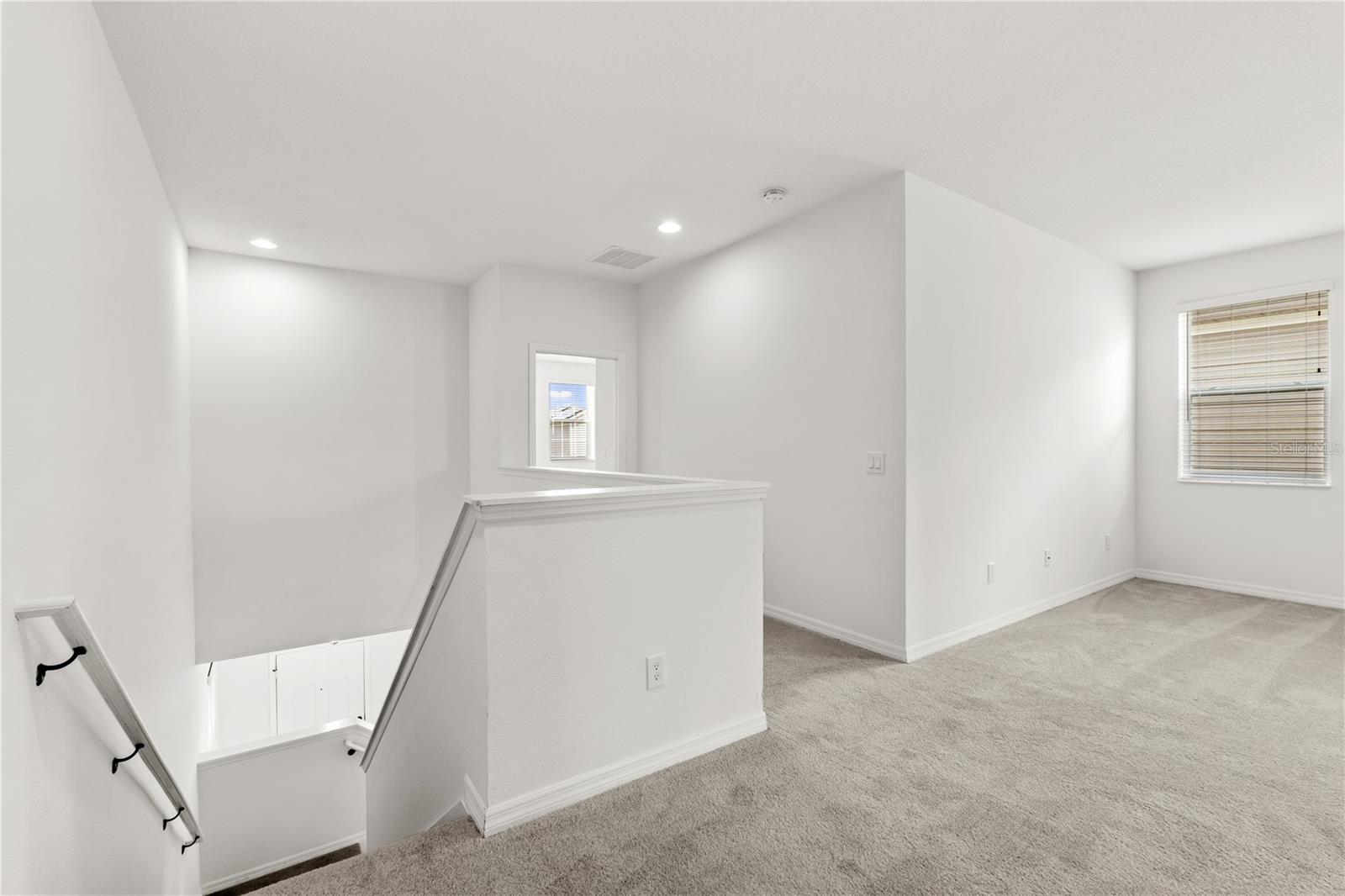 ENCORE AT OVATION - Residential Lease
