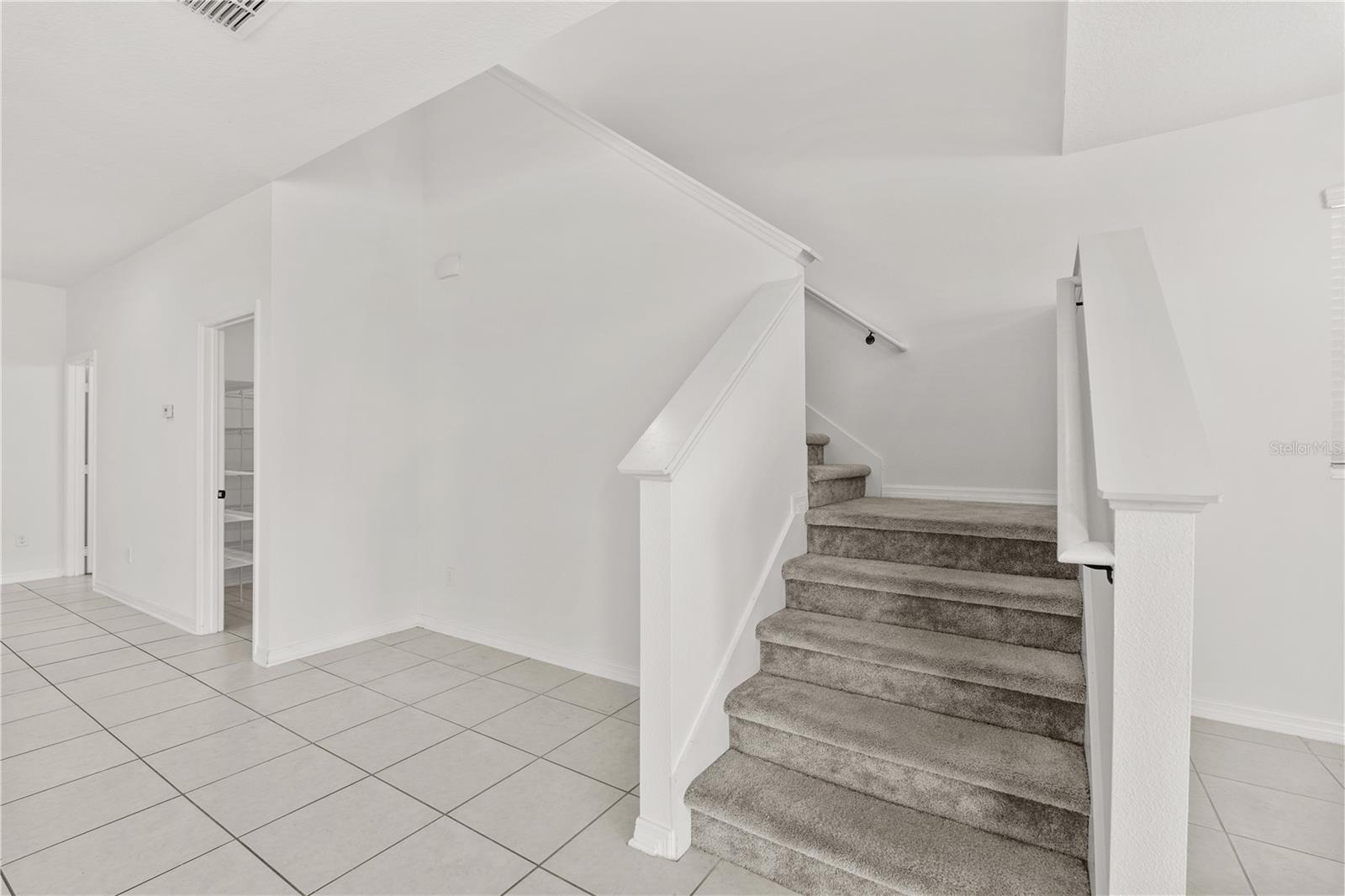 ENCORE AT OVATION - Residential Lease