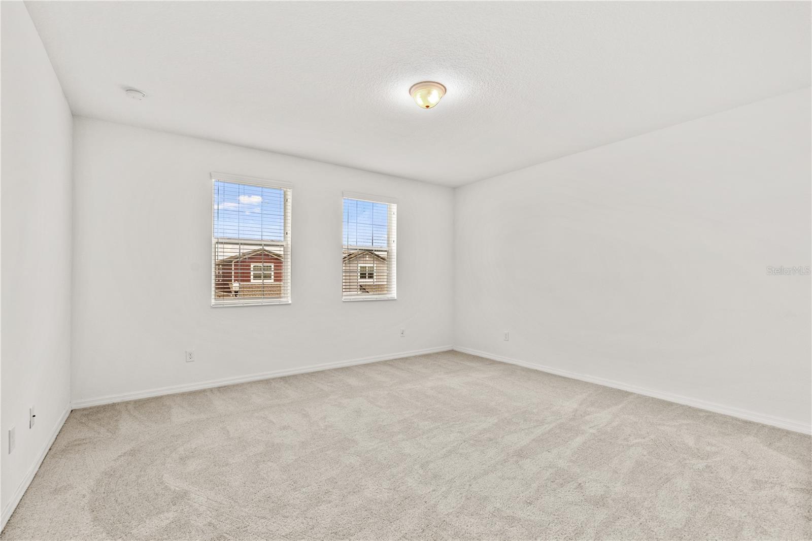 ENCORE AT OVATION - Residential Lease