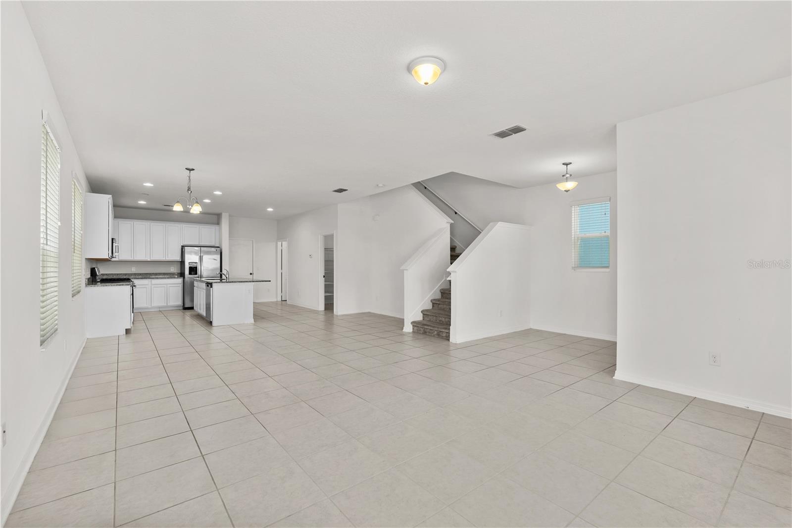 ENCORE AT OVATION - Residential Lease
