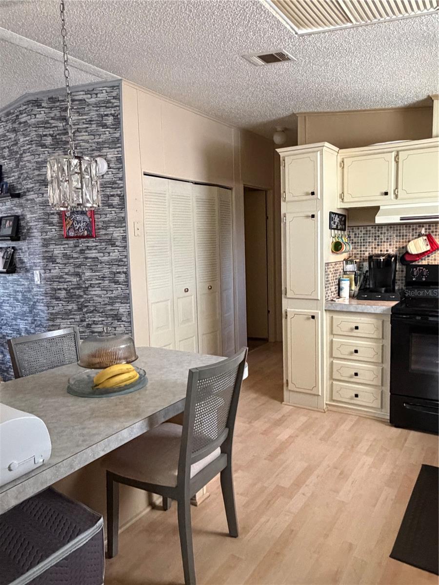 SWEETWATER GOLF & TENNIS CLUB ADD 01 - Residential