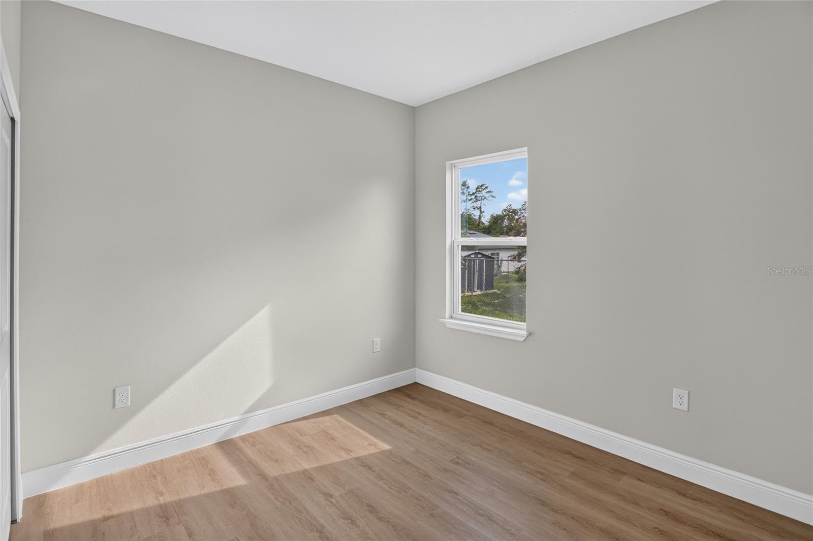 MARION OAKS - Residential