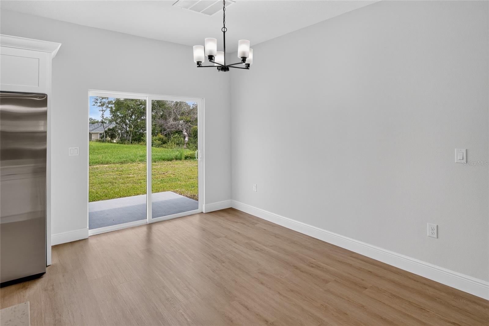 MARION OAKS - Residential