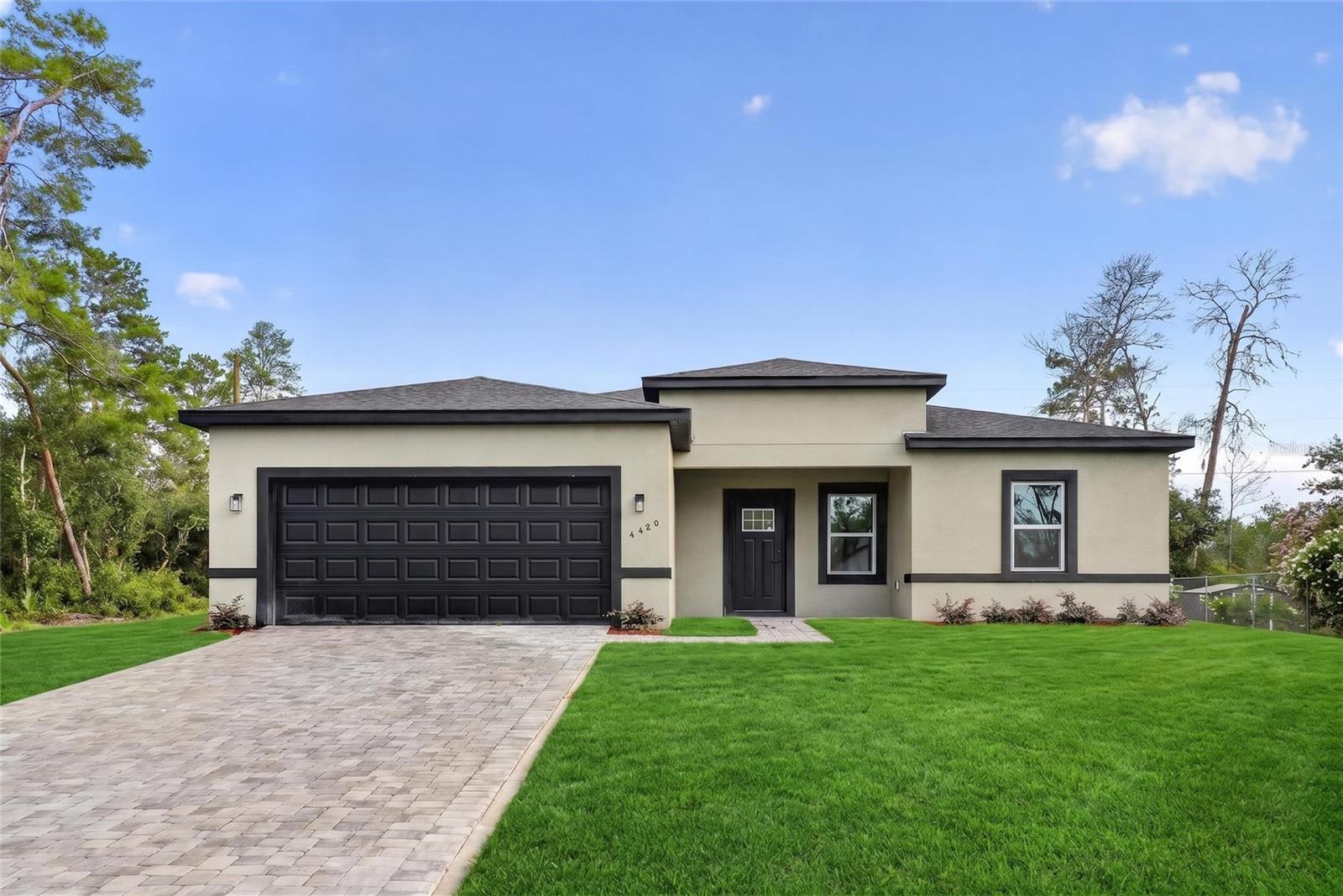 MARION OAKS - Residential
