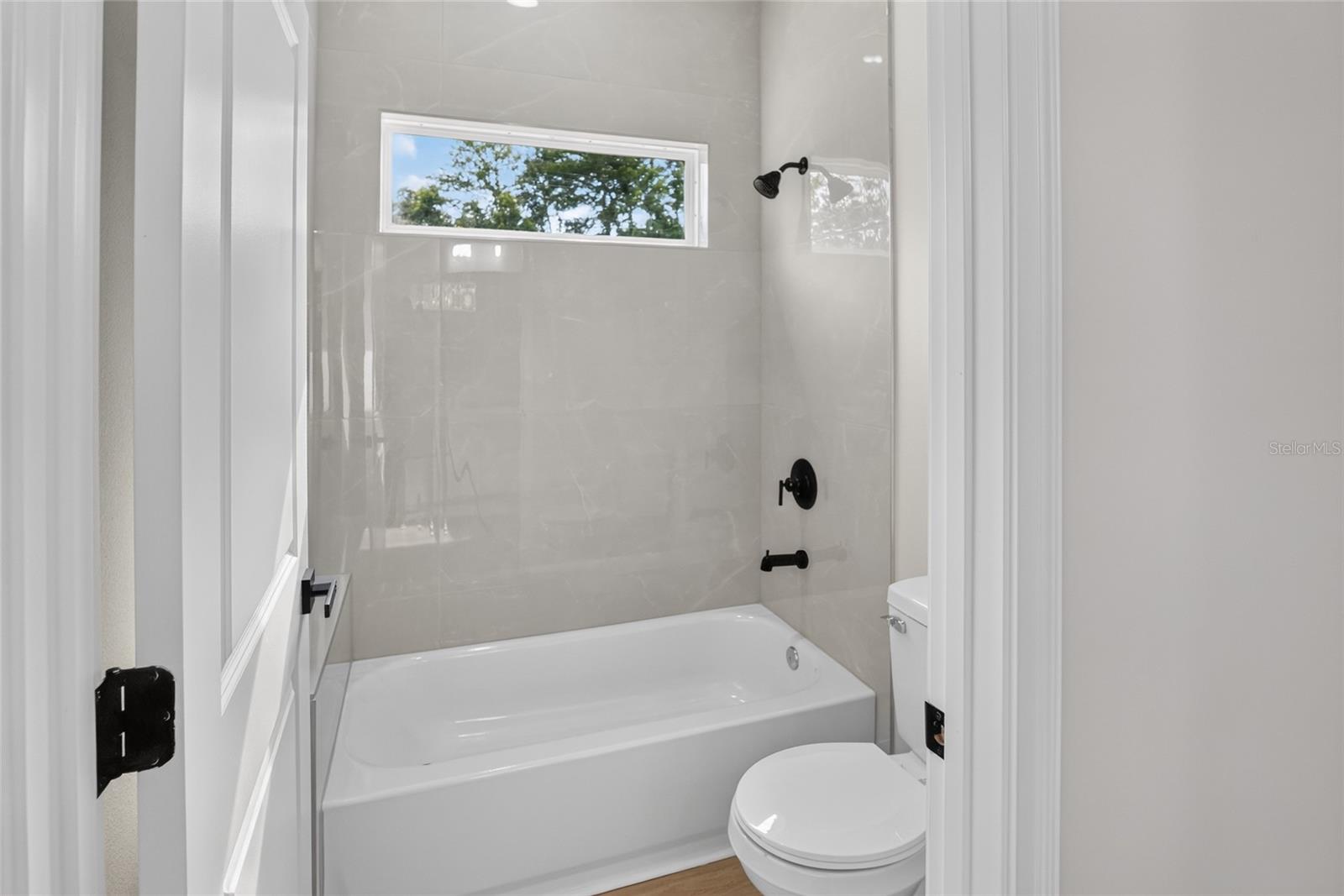 MARION OAKS - Residential