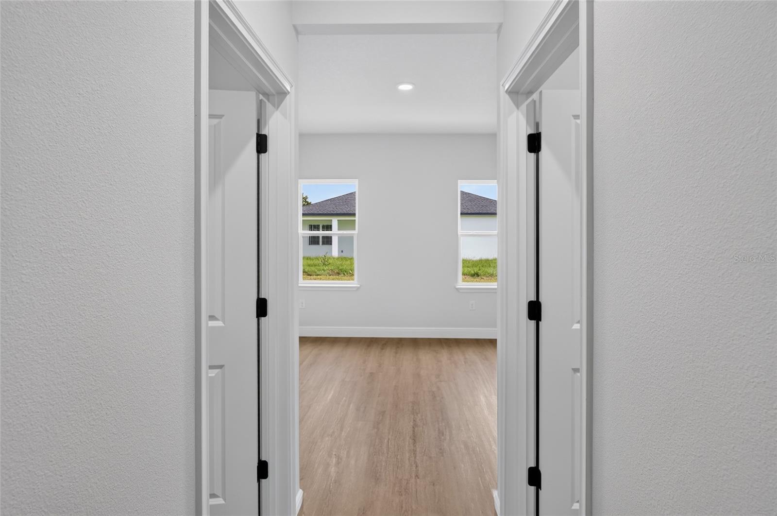 MARION OAKS - Residential