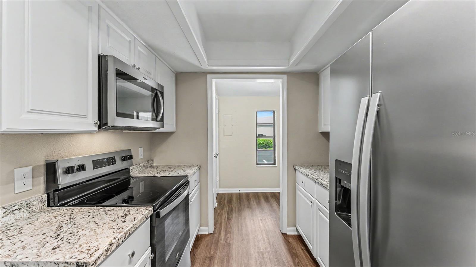 KIMBERLEA CONDO 04 - Residential