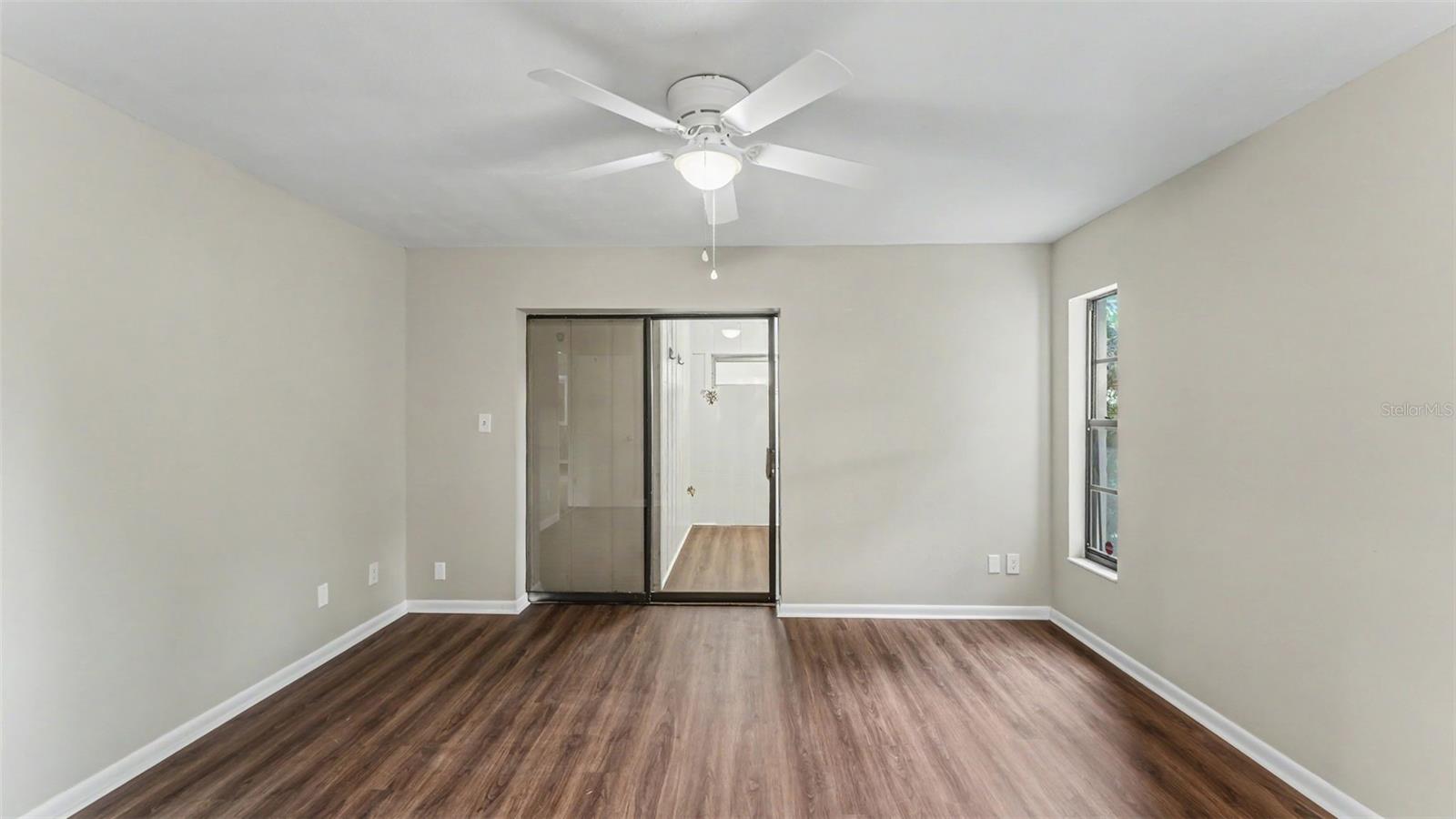 KIMBERLEA CONDO 04 - Residential
