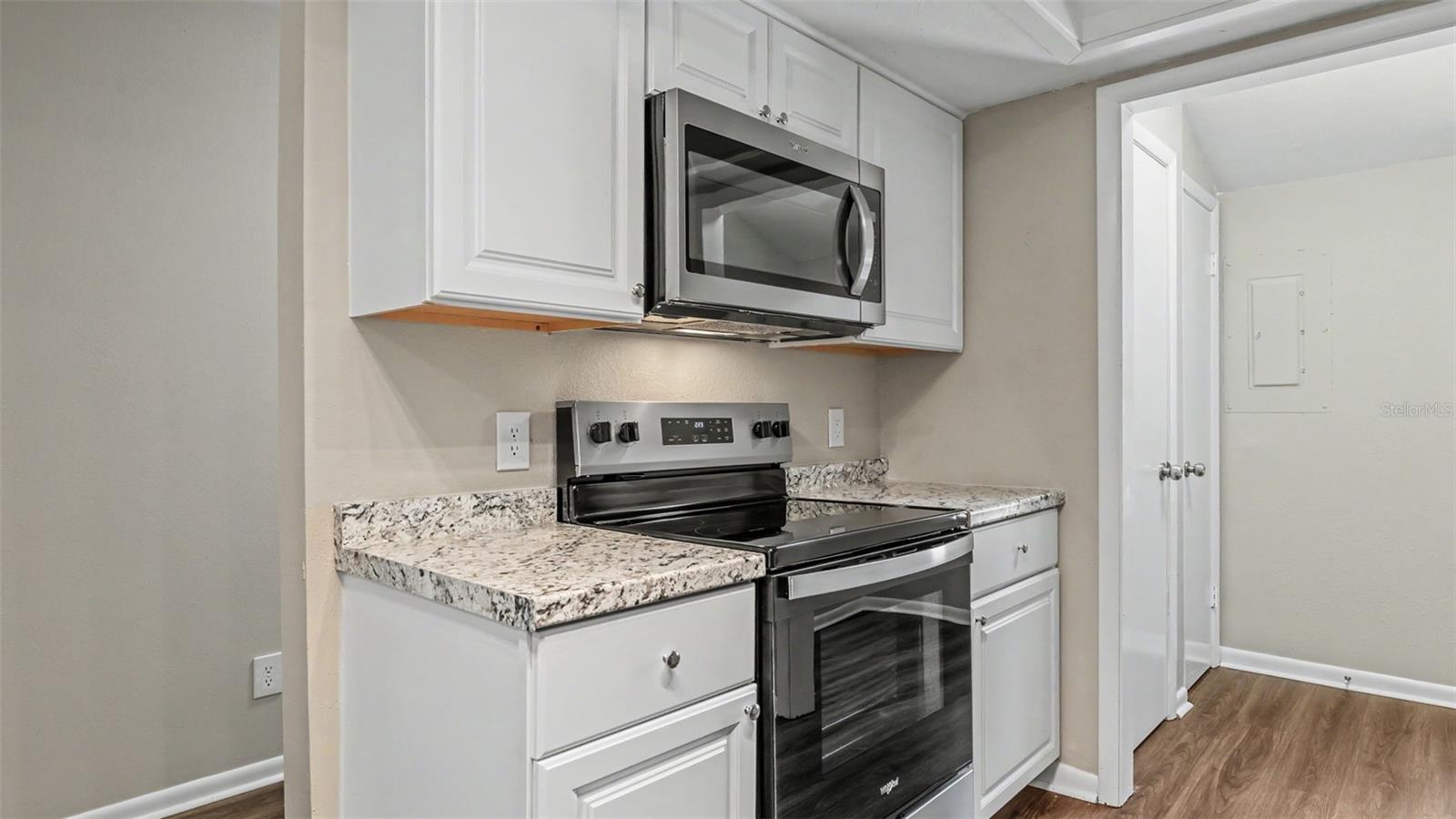 KIMBERLEA CONDO 04 - Residential