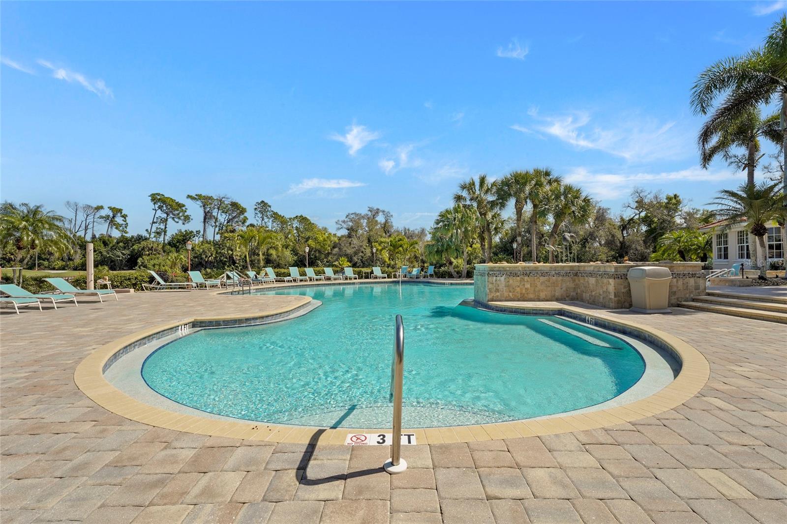 SAWGRASS - Residential