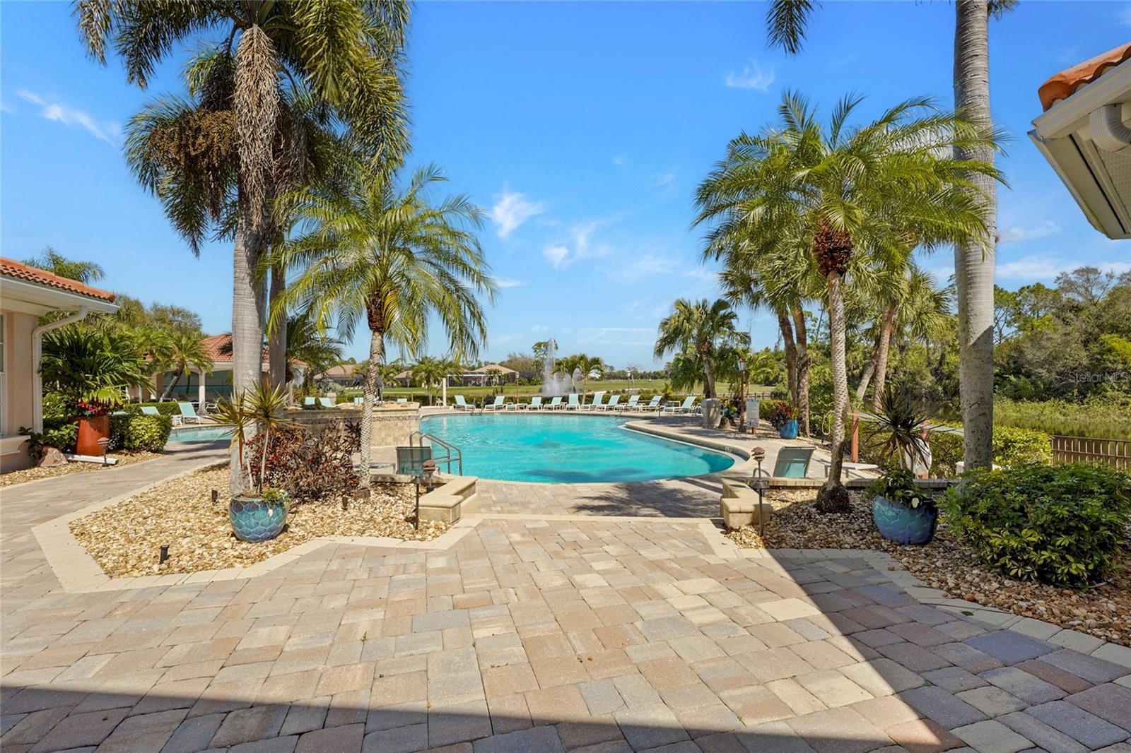 SAWGRASS - Residential