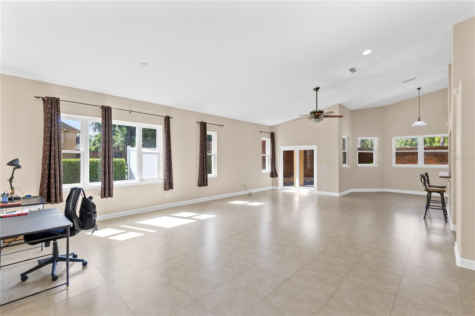 COUNTRY CREEK ESTATES - Residential