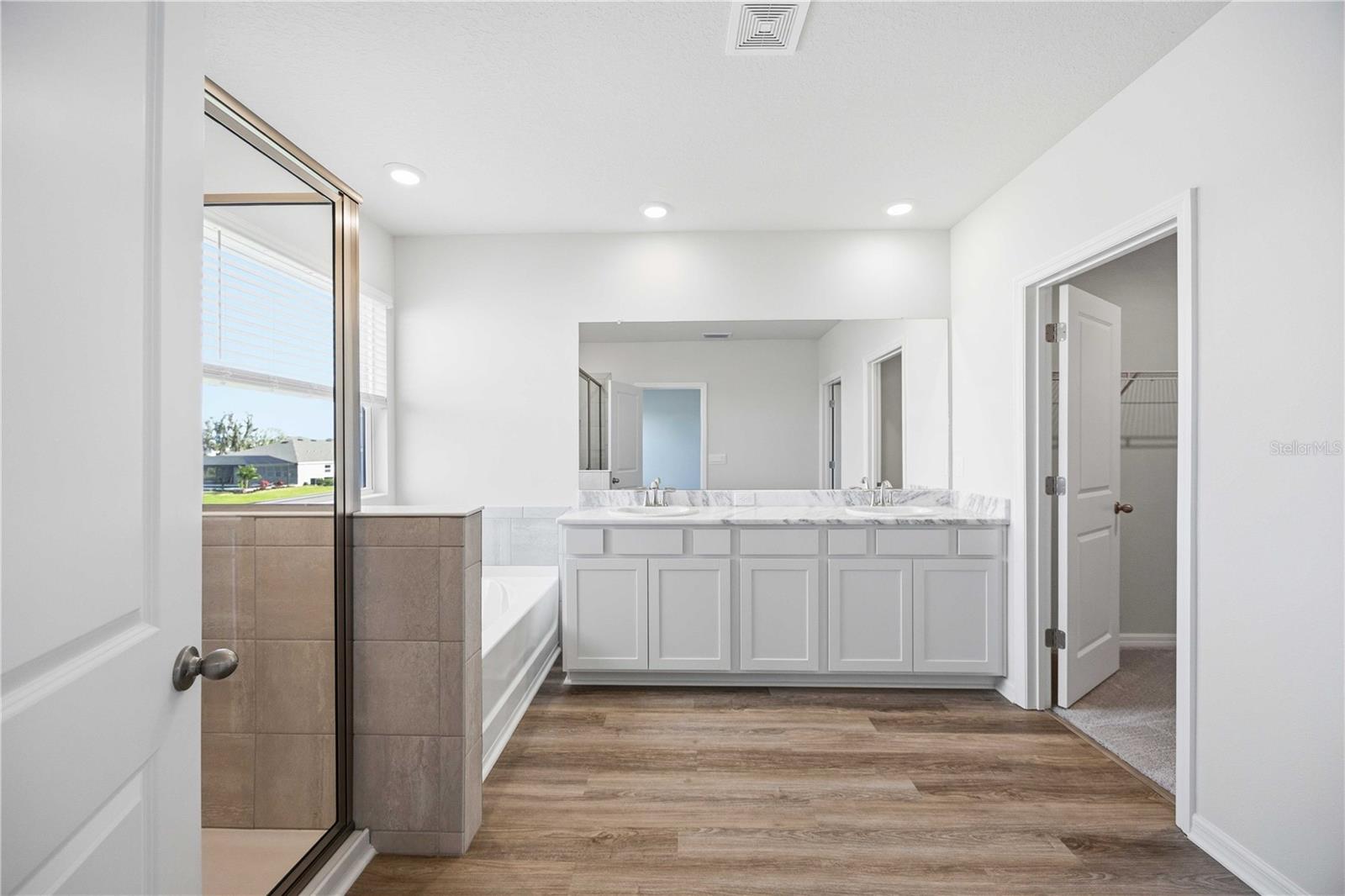 CODDINGTON - Residential