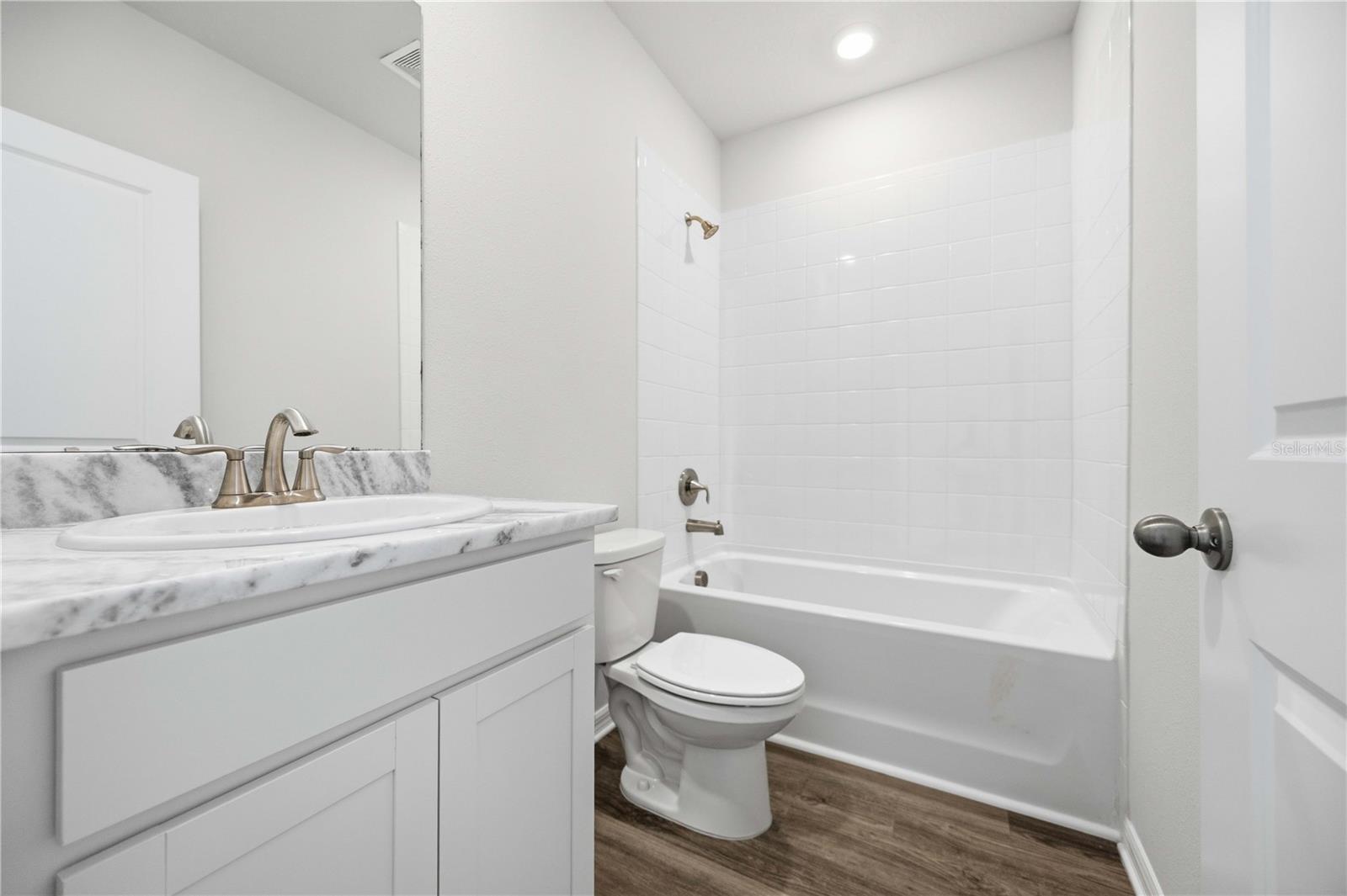CODDINGTON - Residential