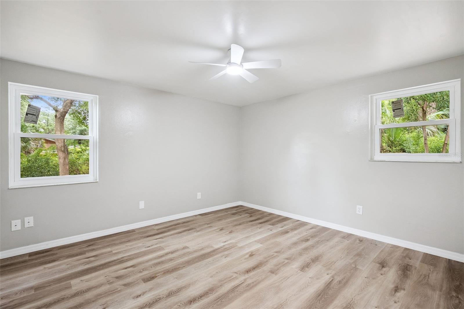ORANGE CITY HILLS UNIT 04 - Residential