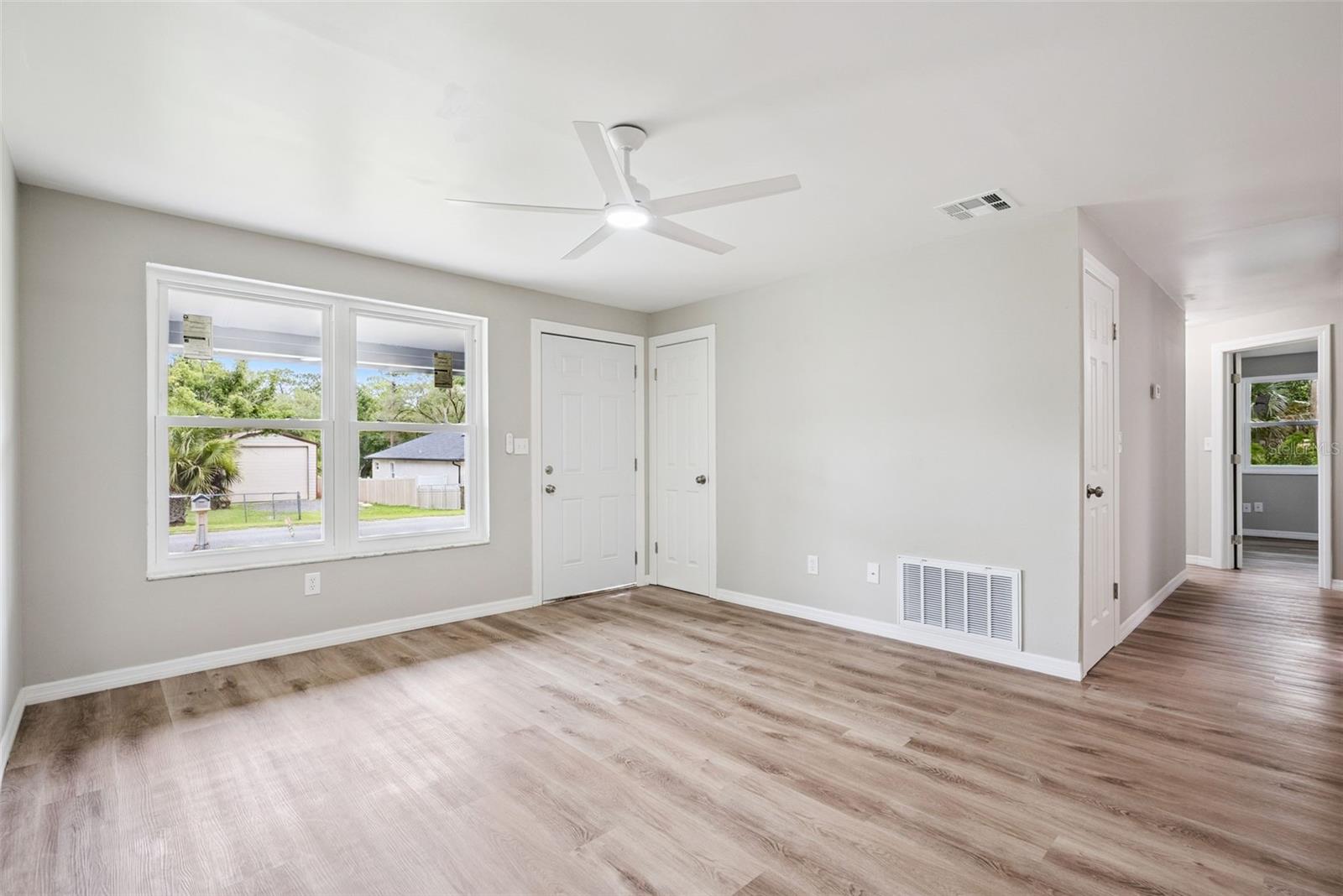 ORANGE CITY HILLS UNIT 04 - Residential