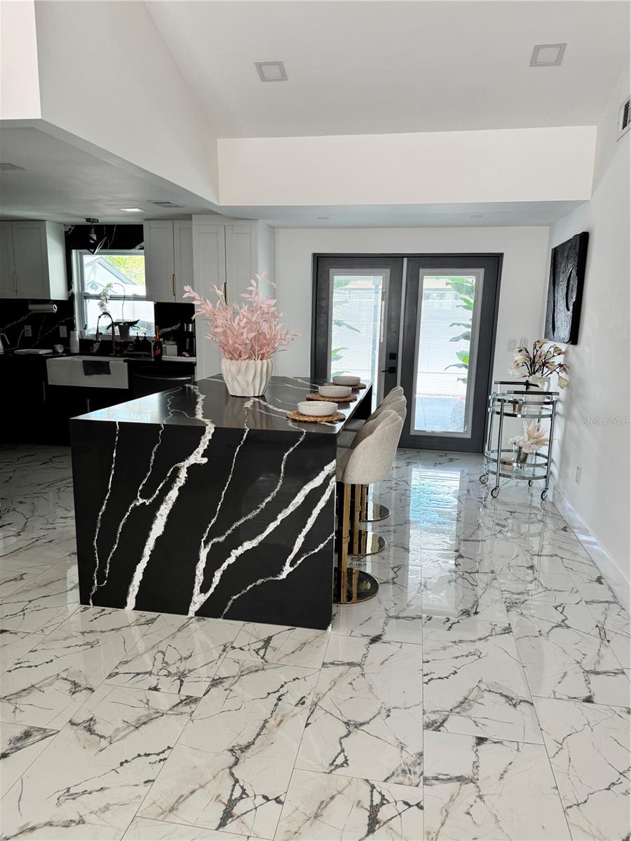 TIMBERLANE SUB UNIT 4 - Residential