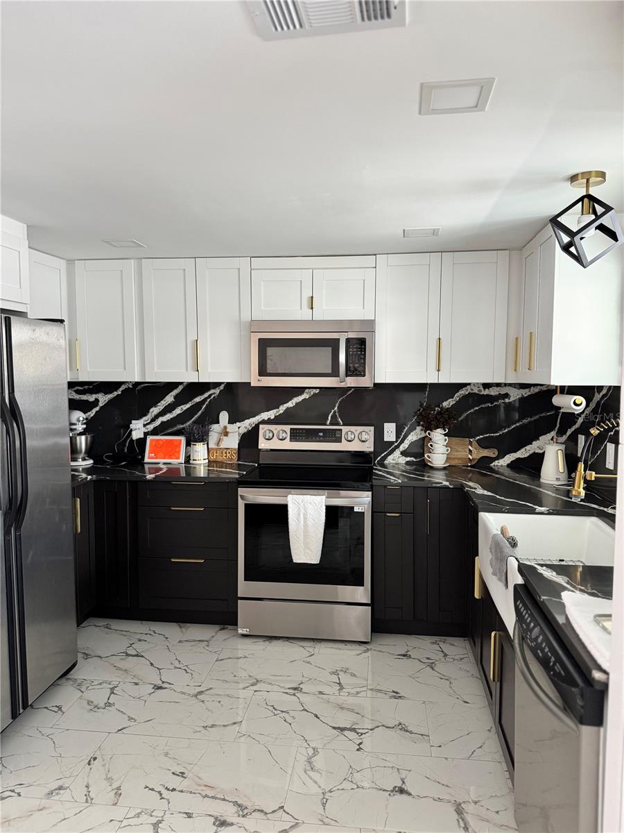 TIMBERLANE SUB UNIT 4 - Residential