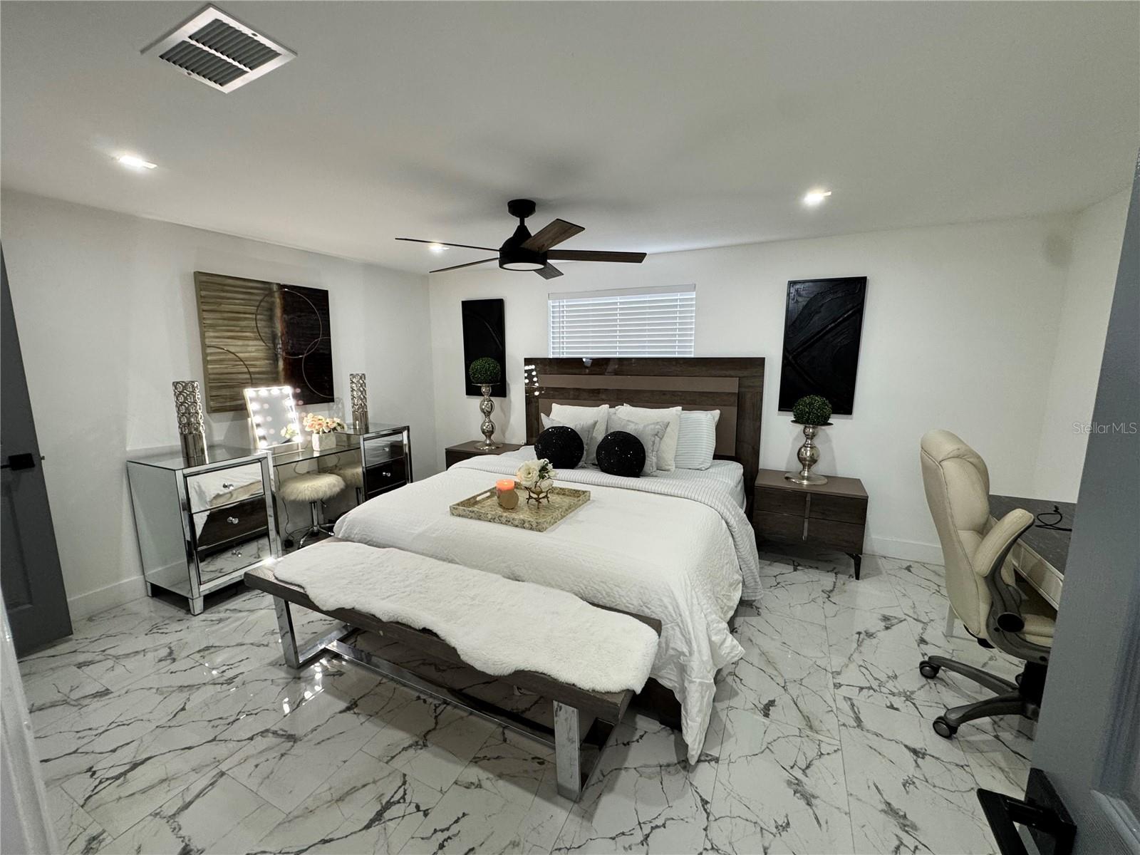 TIMBERLANE SUB UNIT 4 - Residential