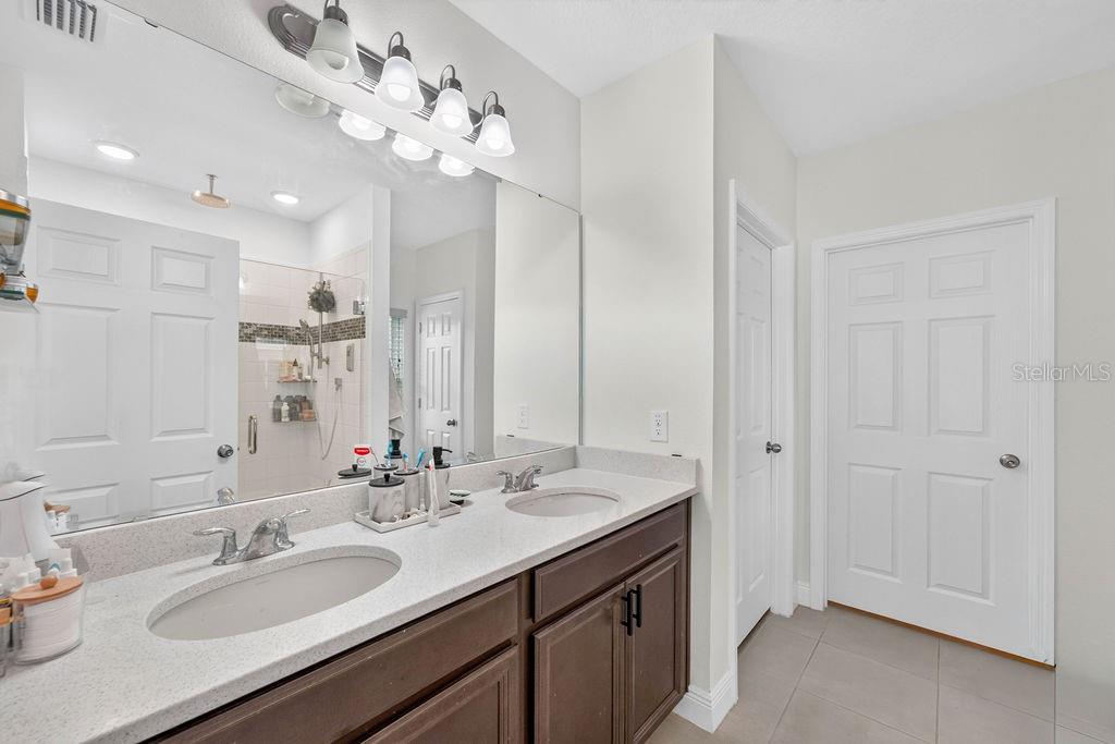 ARDMORE RESERVE PH VI - Residential