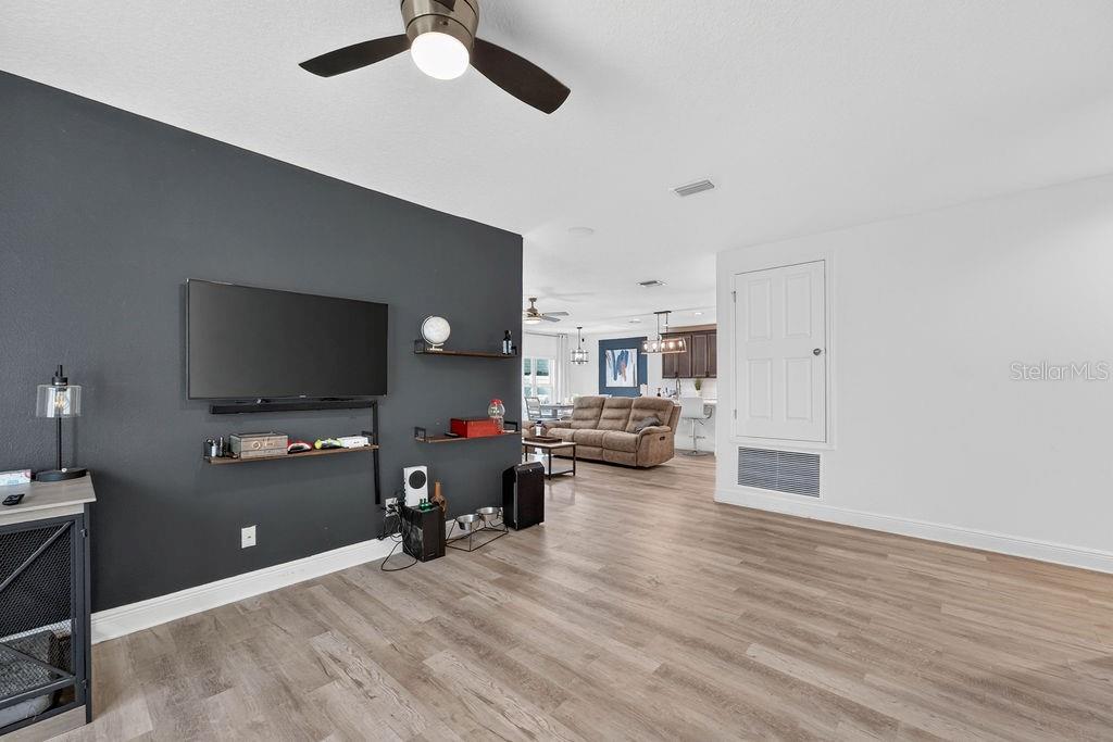 ARDMORE RESERVE PH VI - Residential