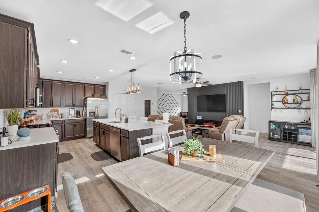 ARDMORE RESERVE PH VI - Residential