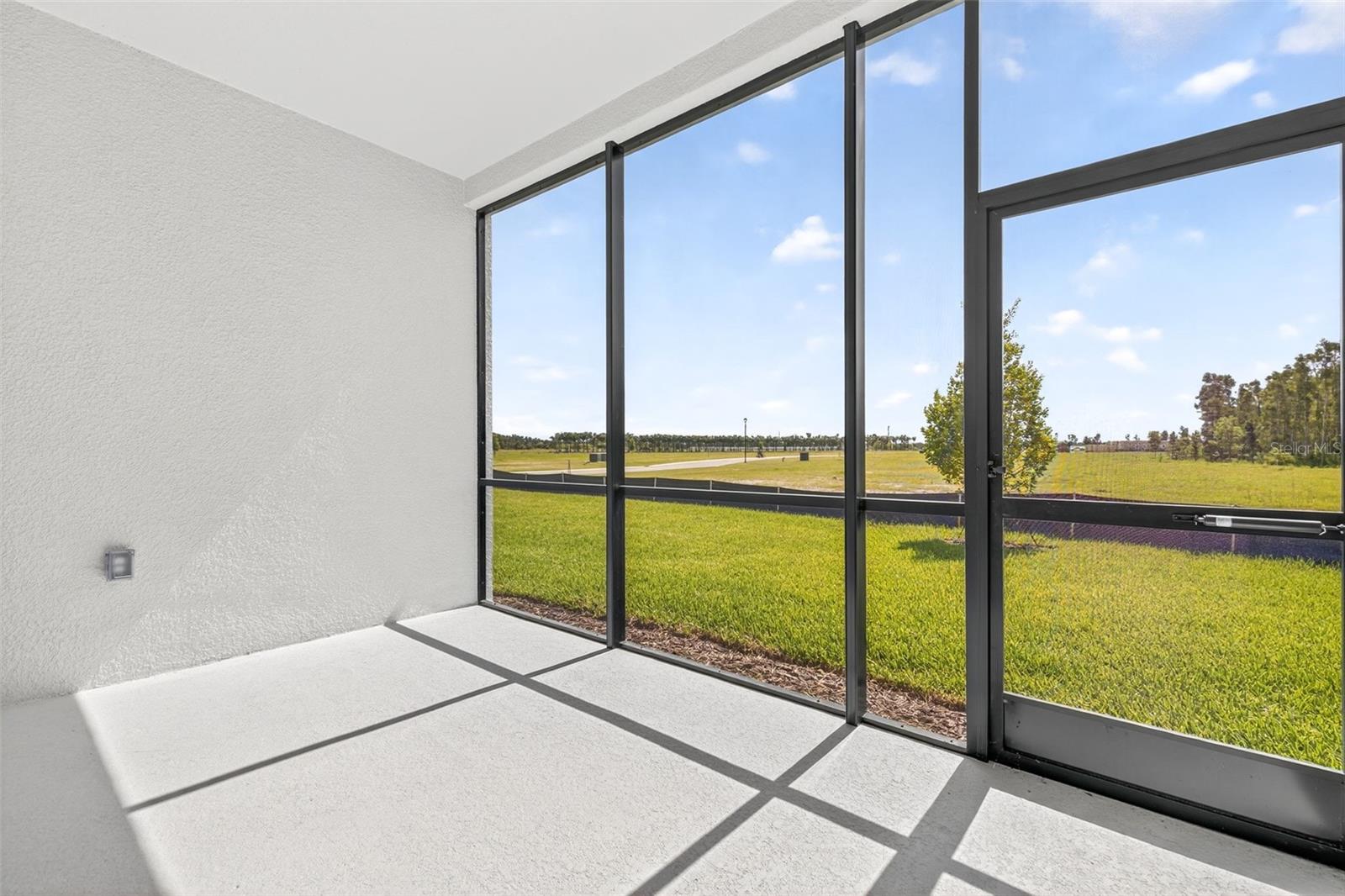 LAKESPUR AT WELLEN PARK - Residential