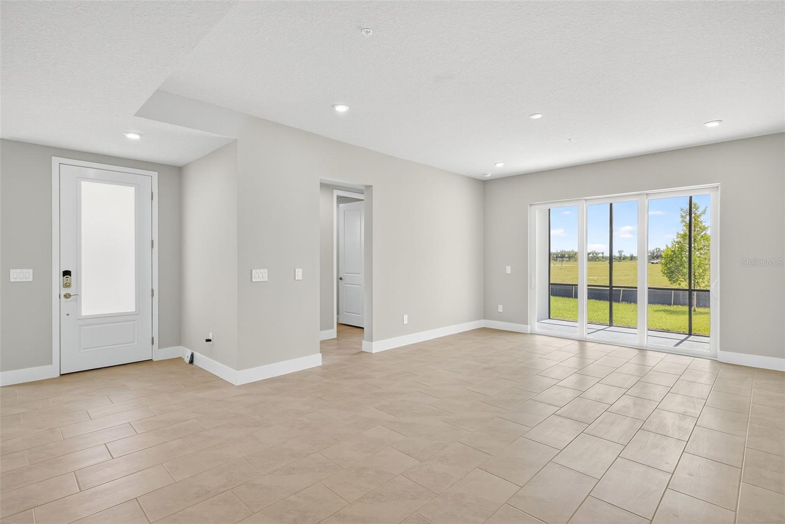 LAKESPUR AT WELLEN PARK - Residential