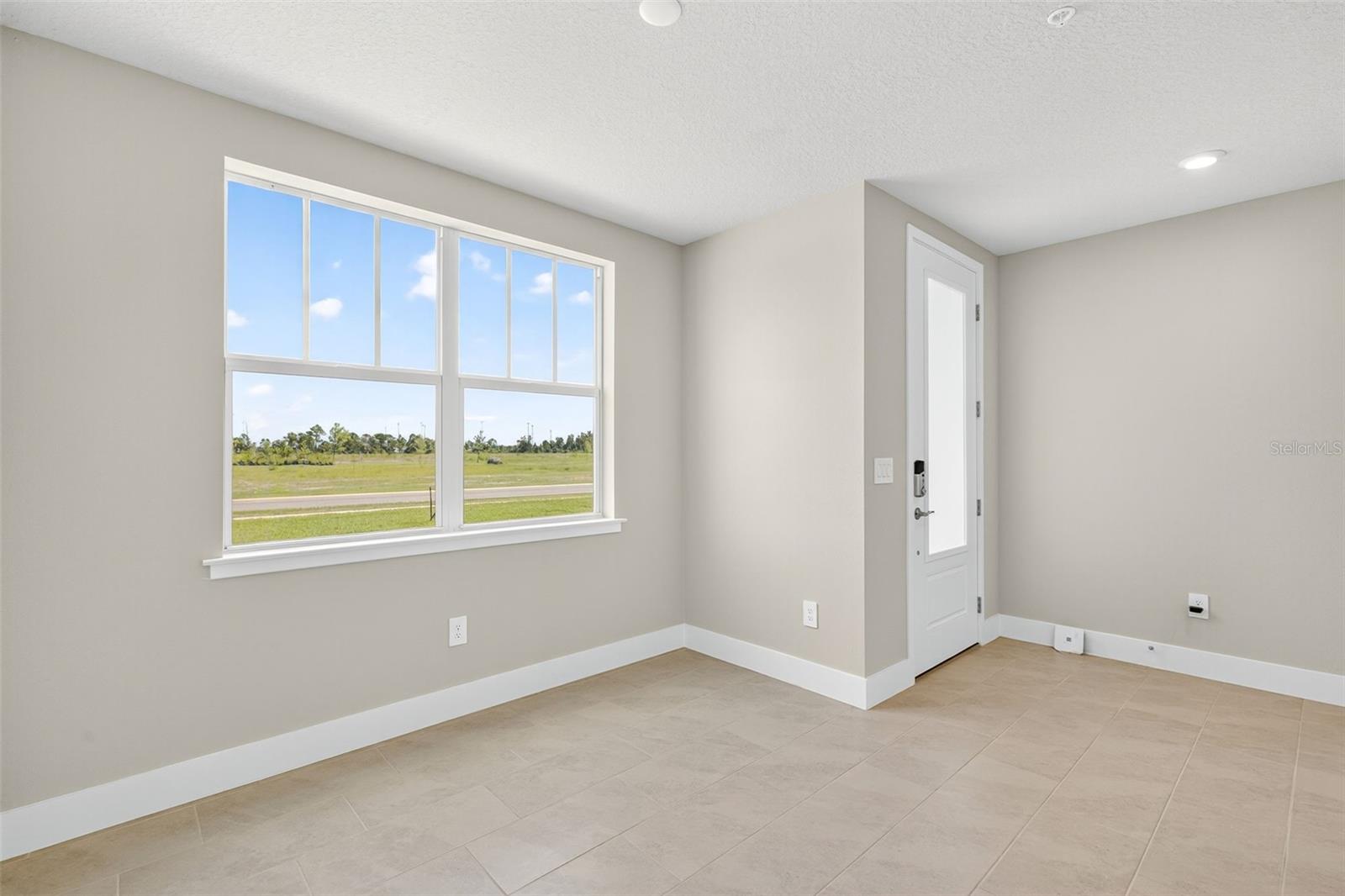 LAKESPUR AT WELLEN PARK - Residential