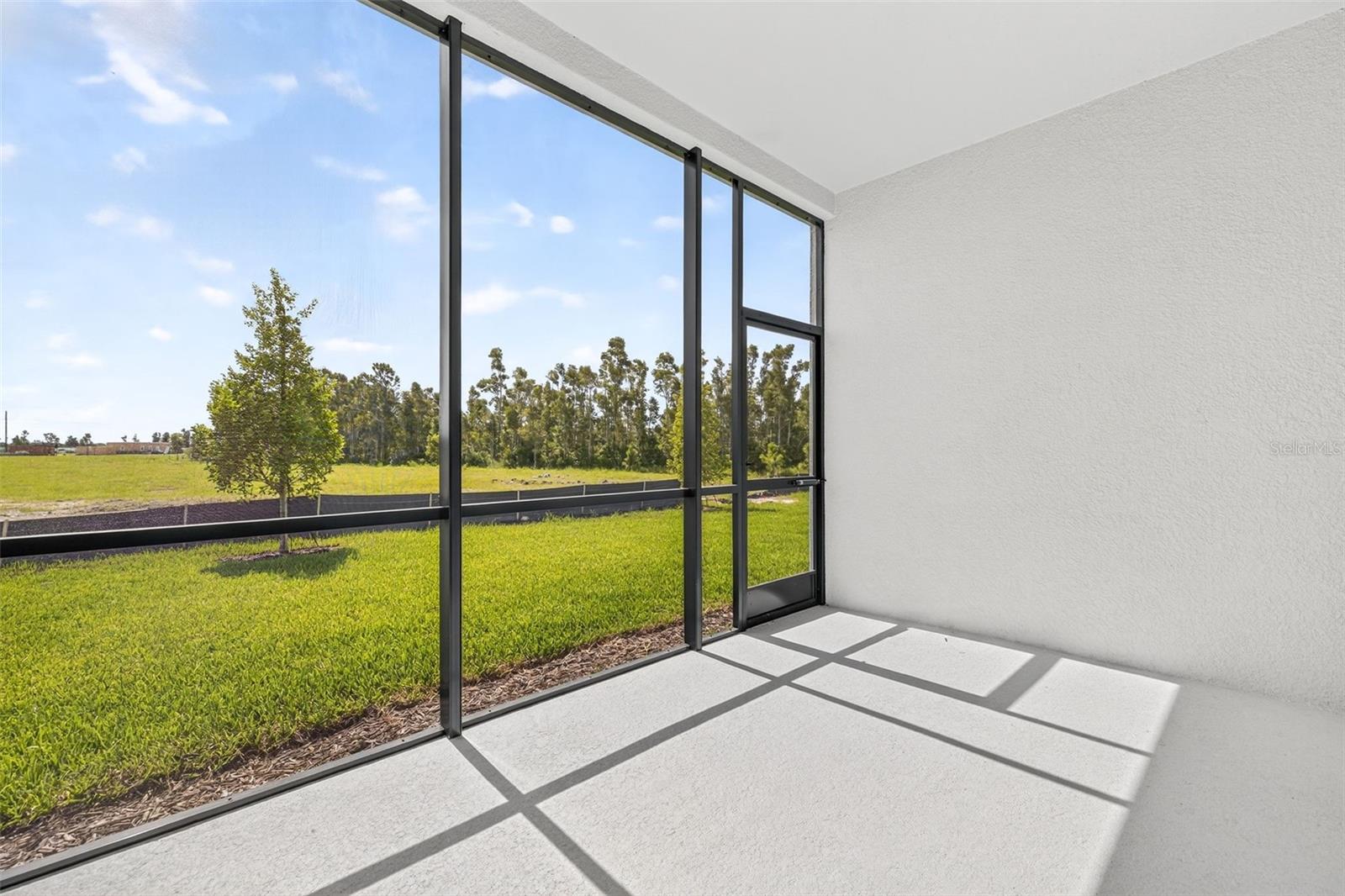 LAKESPUR AT WELLEN PARK - Residential