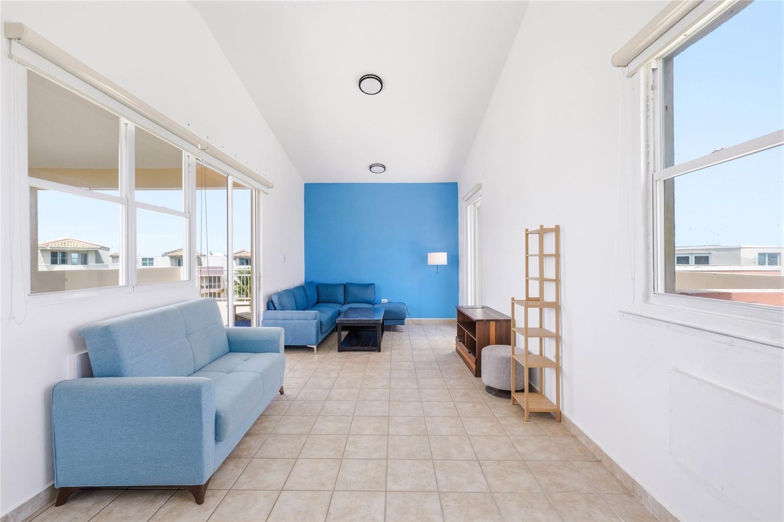 HAUDIMAR BEACH APARTMENTS - Residential
