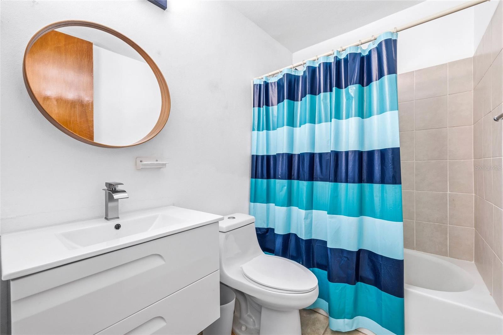 HAUDIMAR BEACH APARTMENTS - Residential