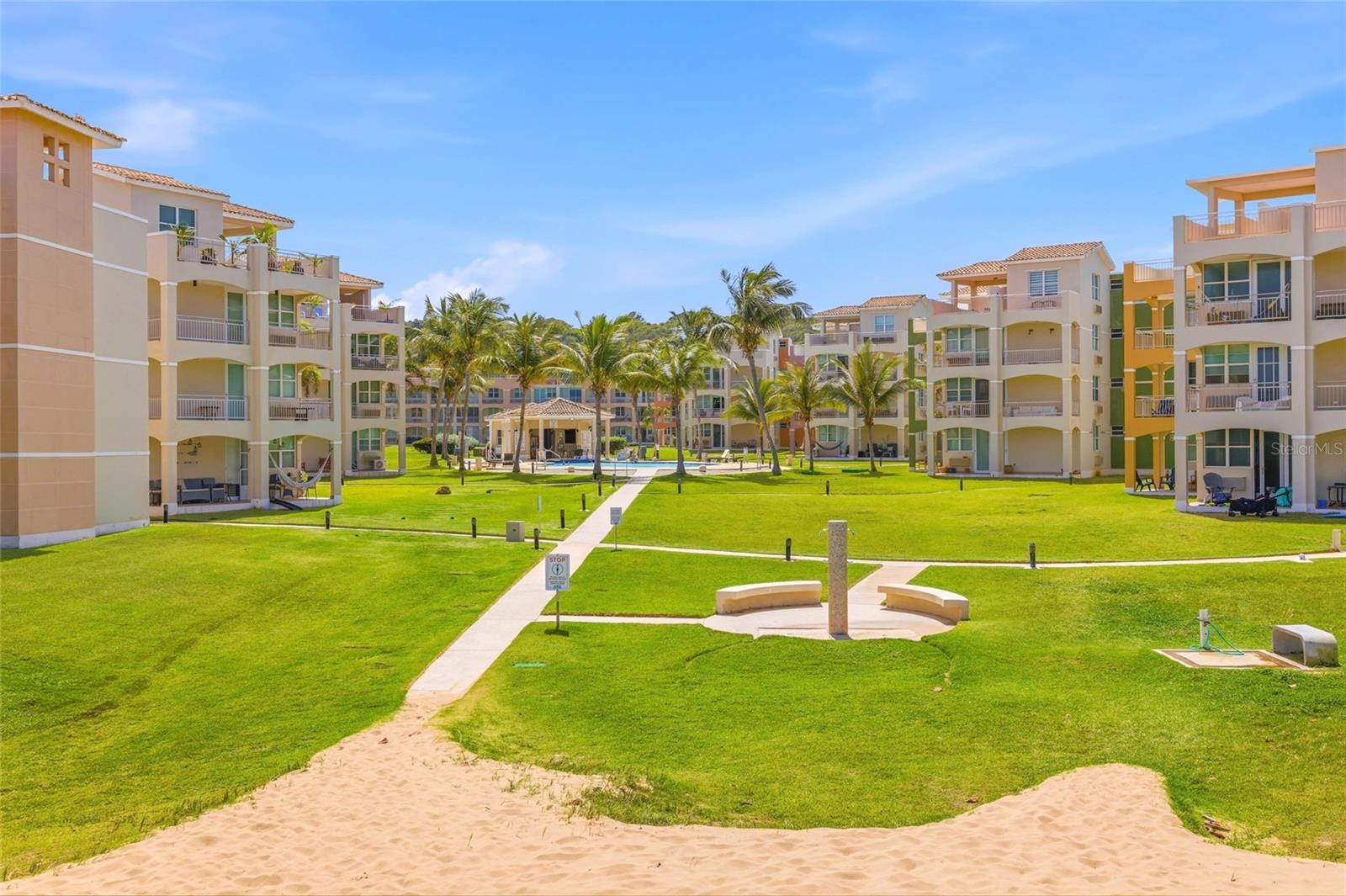 HAUDIMAR BEACH APARTMENTS - Residential